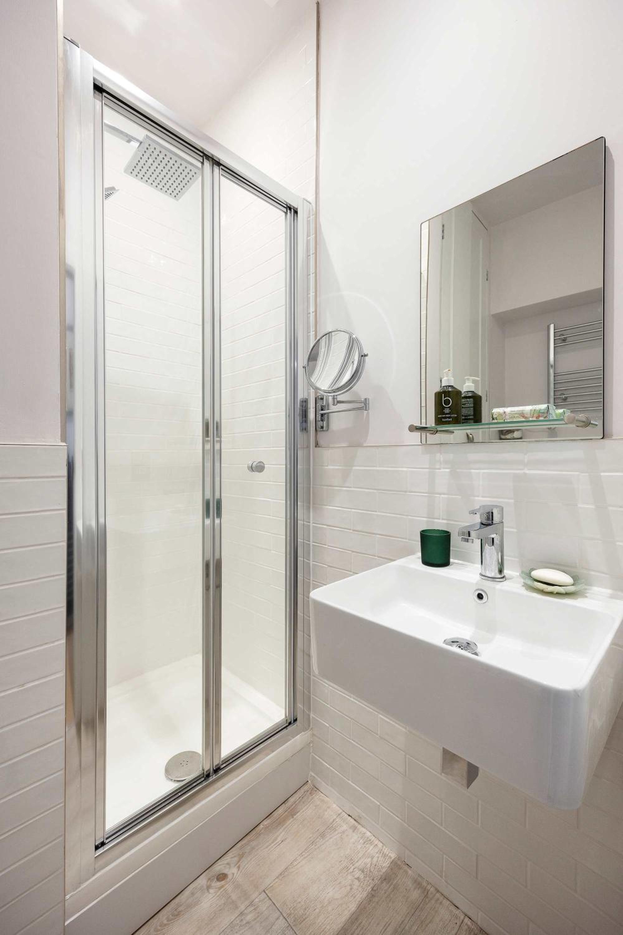 Veeve - Cosy Chic in Chelsea