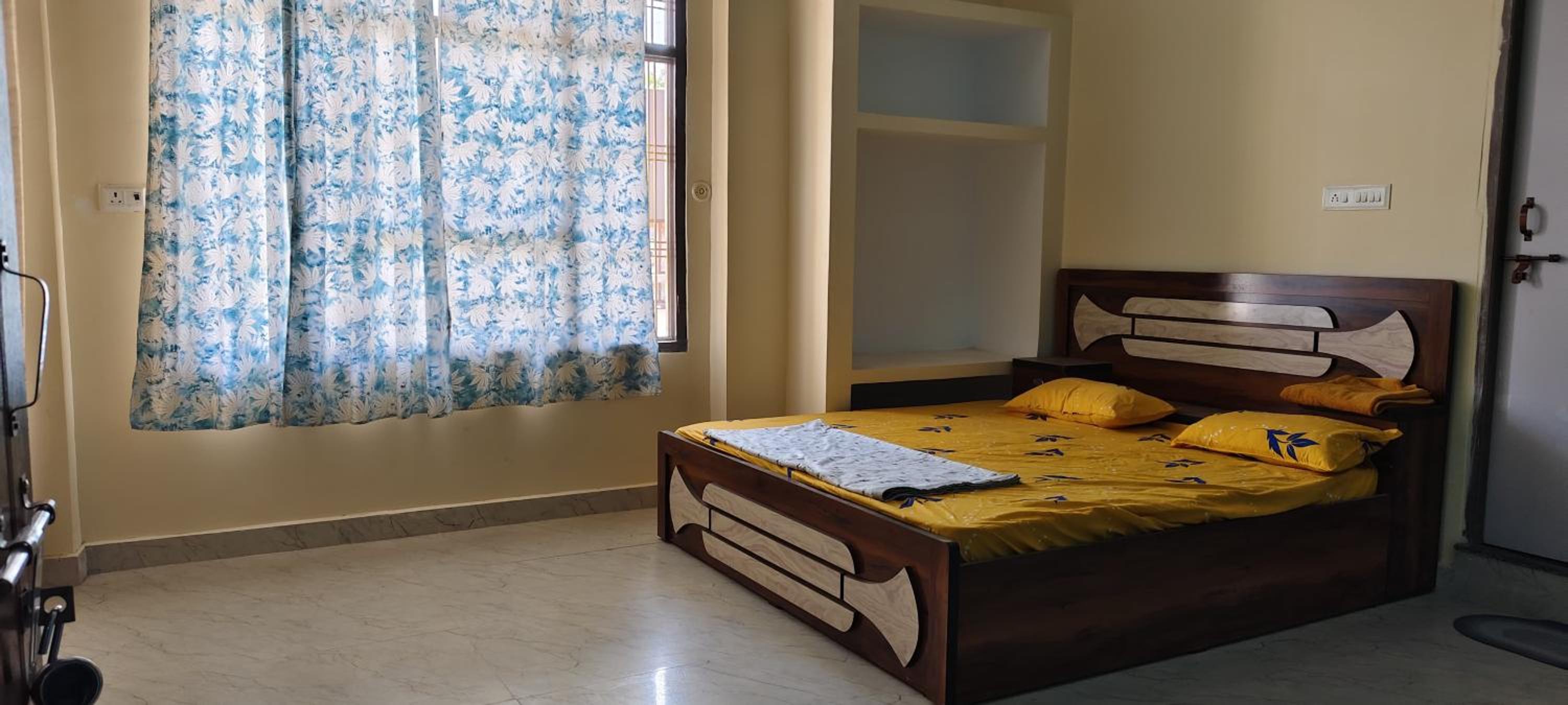 Awadh Royals Home stay Near Shree Ram Janam Bhumi view 5