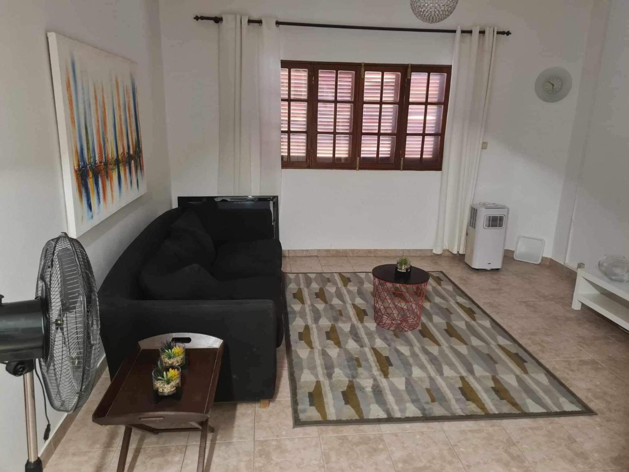 Apartamento Madeiralzinho
