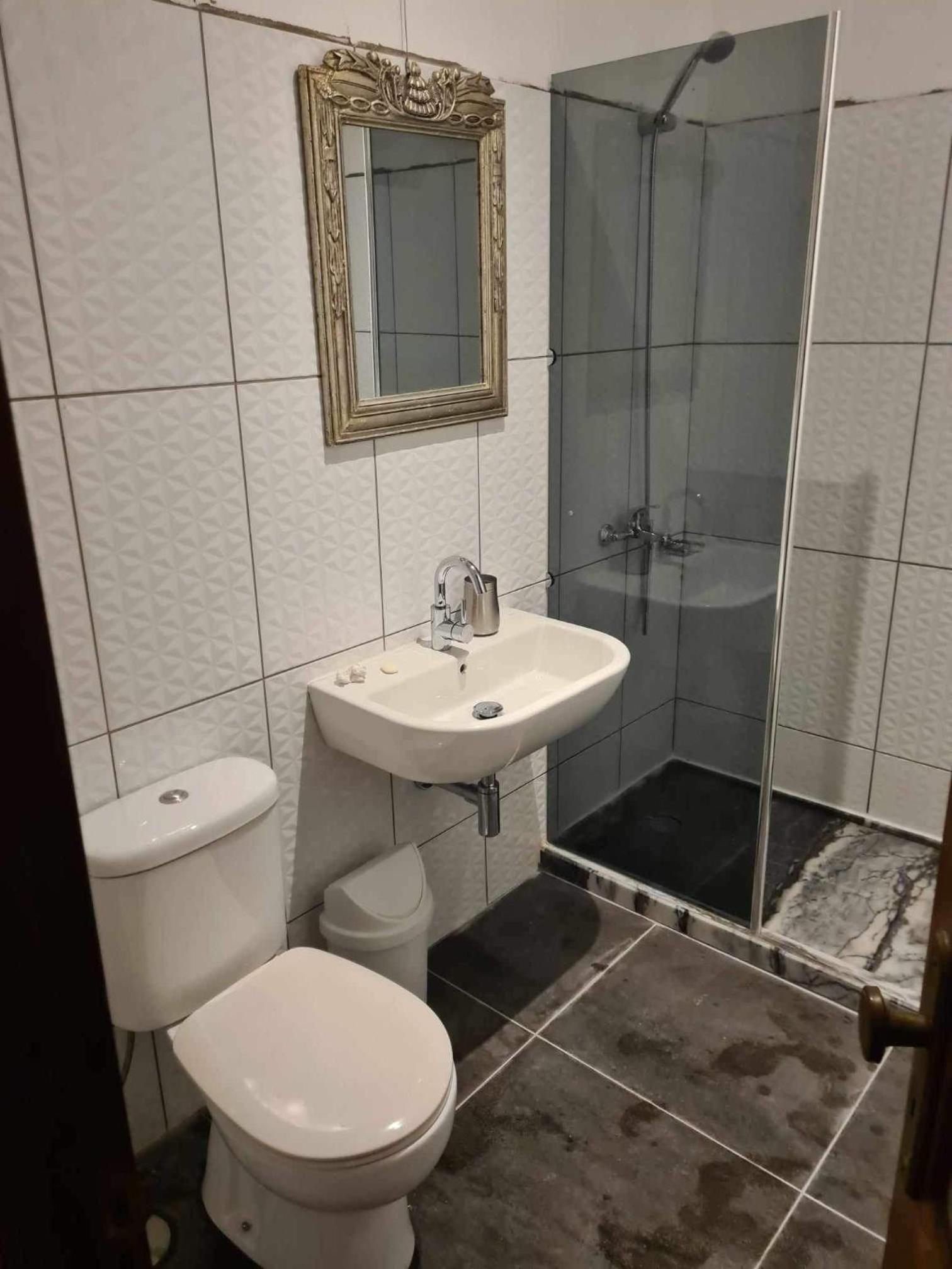 Apartamento Madeiralzinho