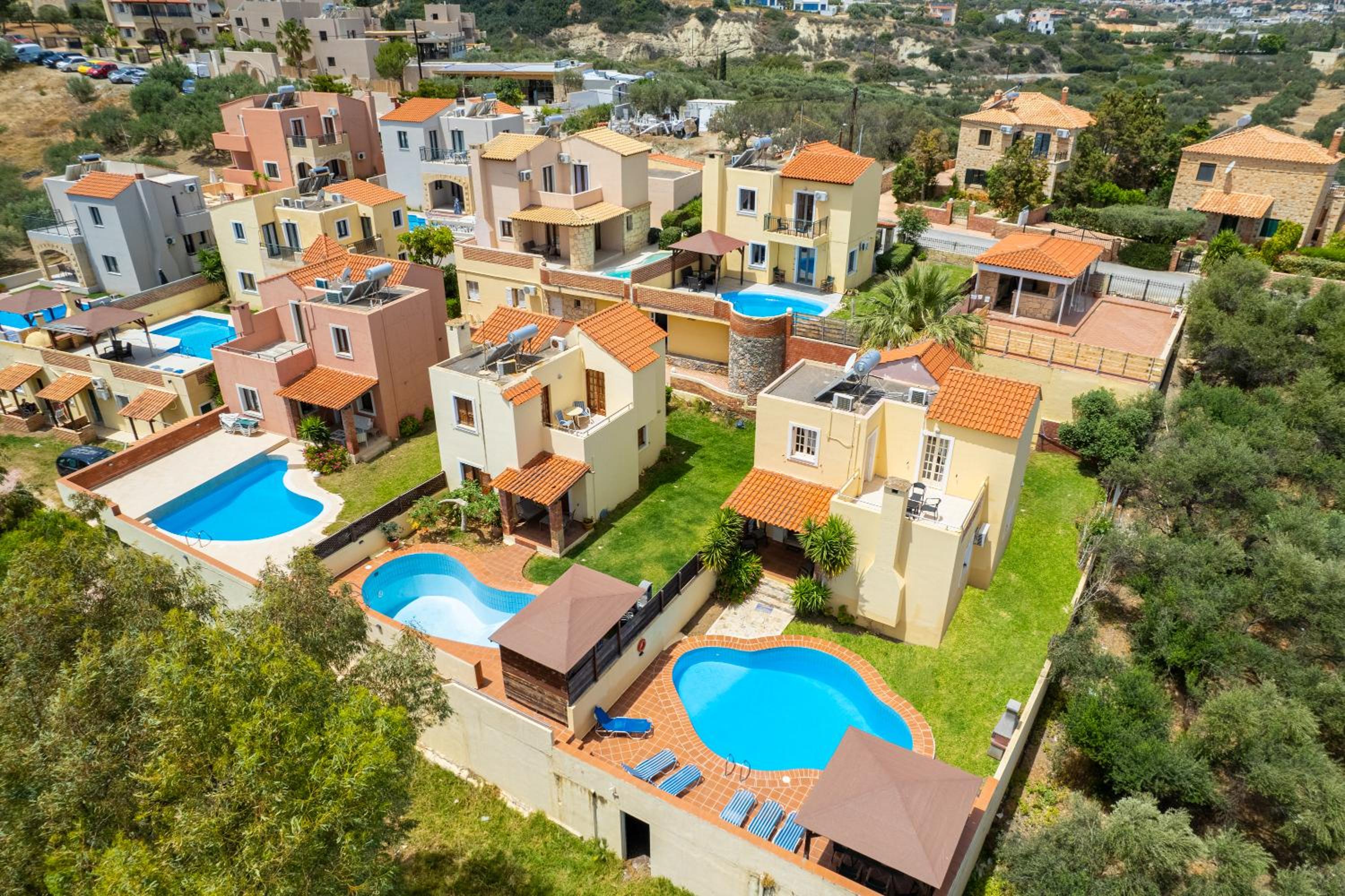 Renia's Villas view 4