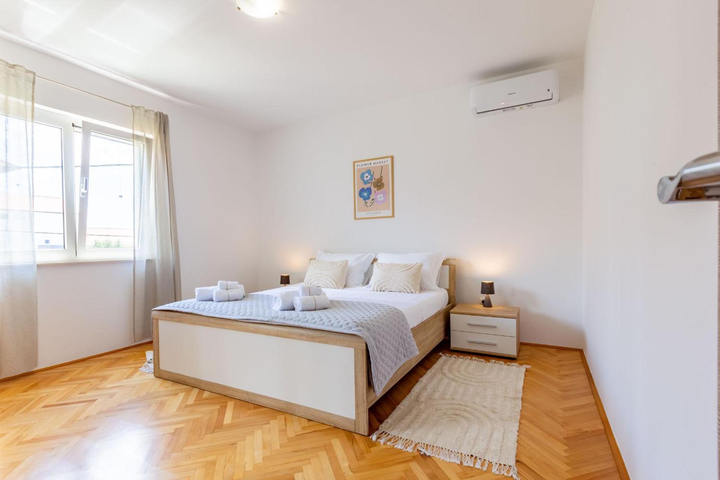 Olive three bedroom apartment