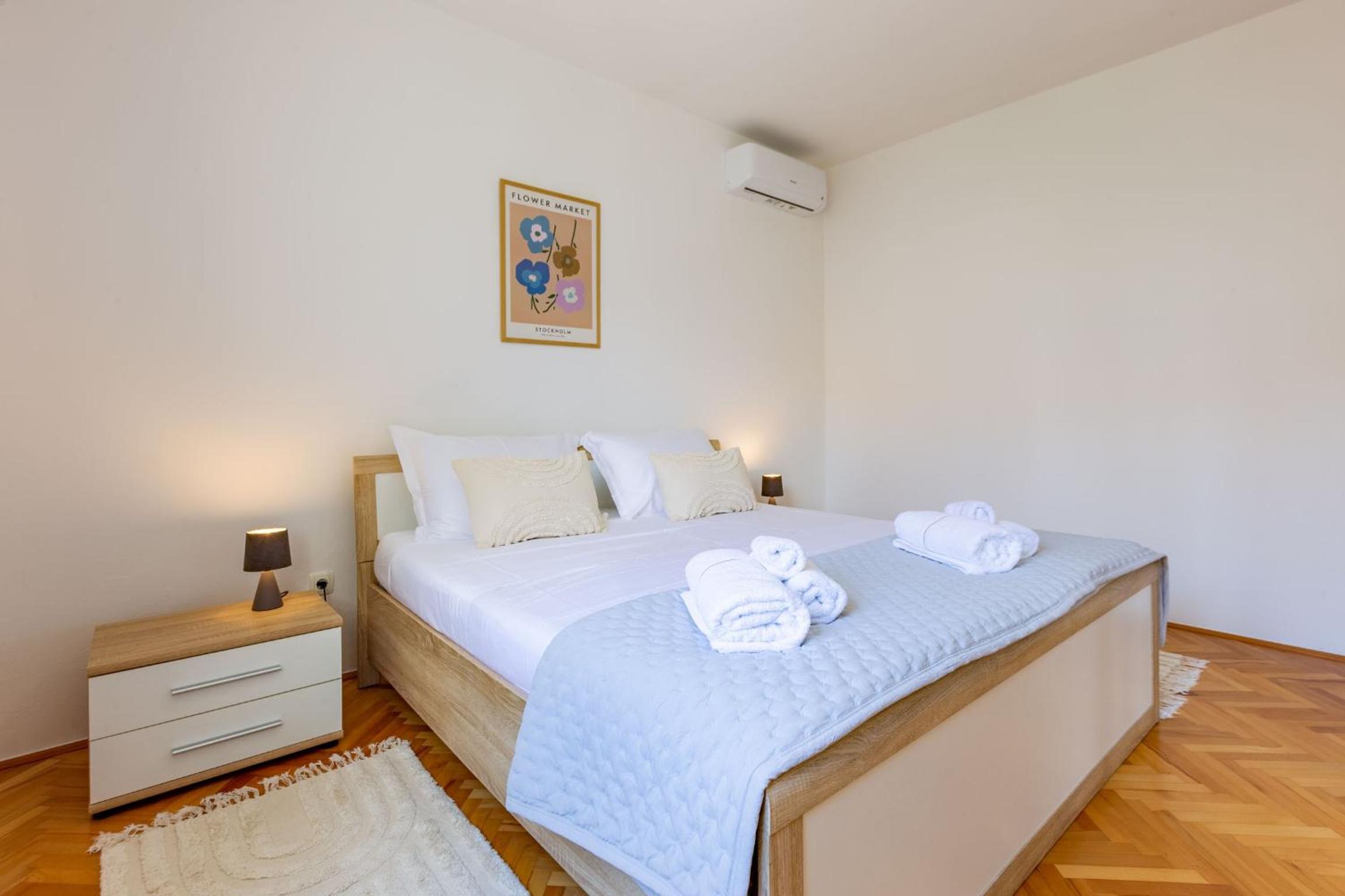 Olive three bedroom apartment