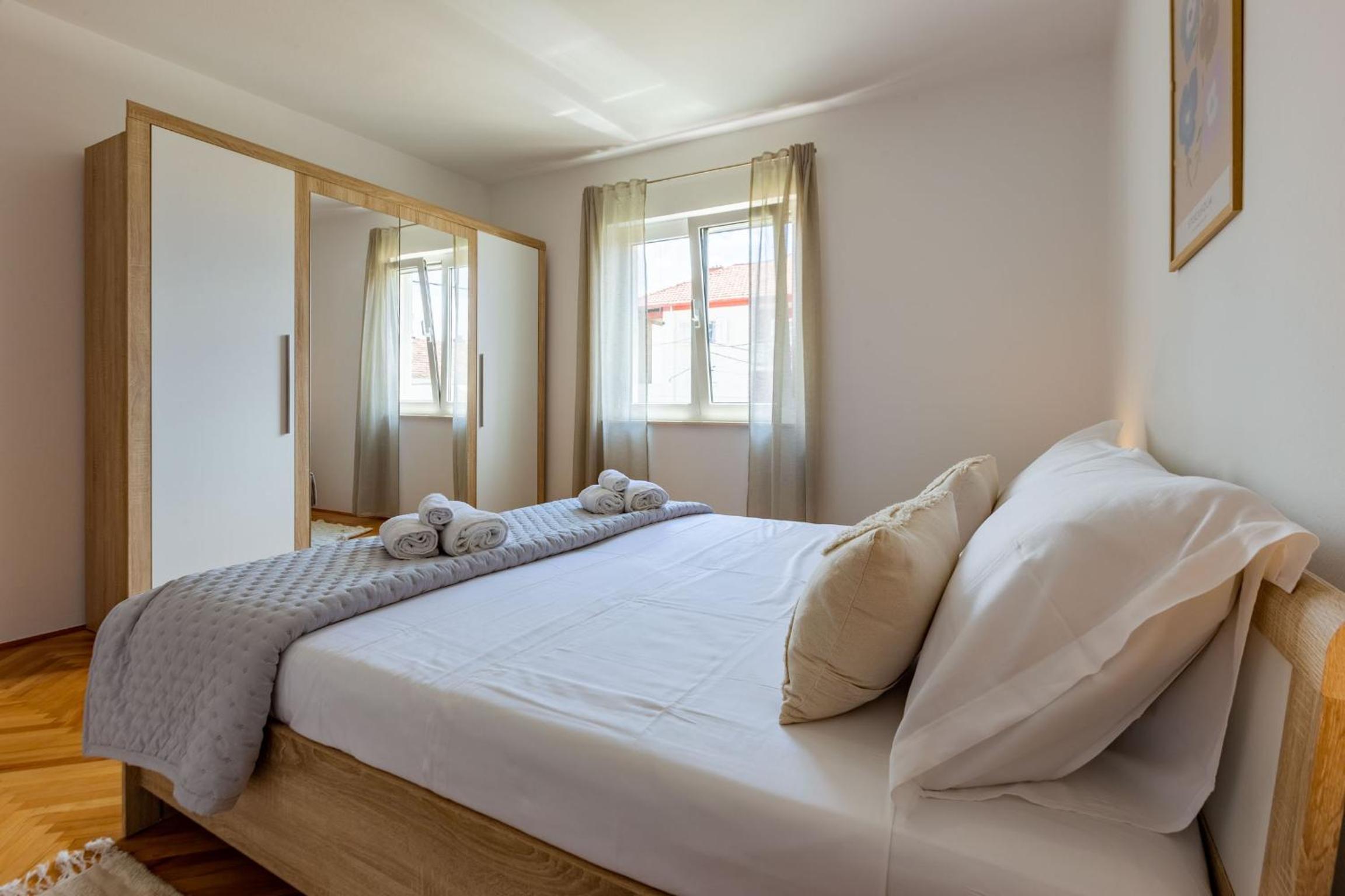 Olive three bedroom apartment