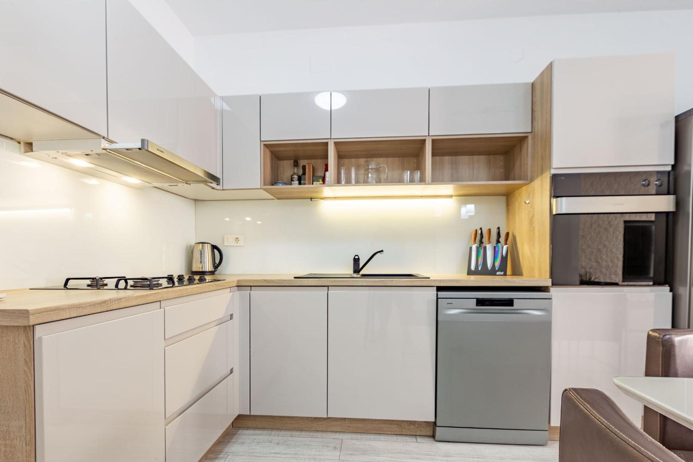 Olive three bedroom apartment