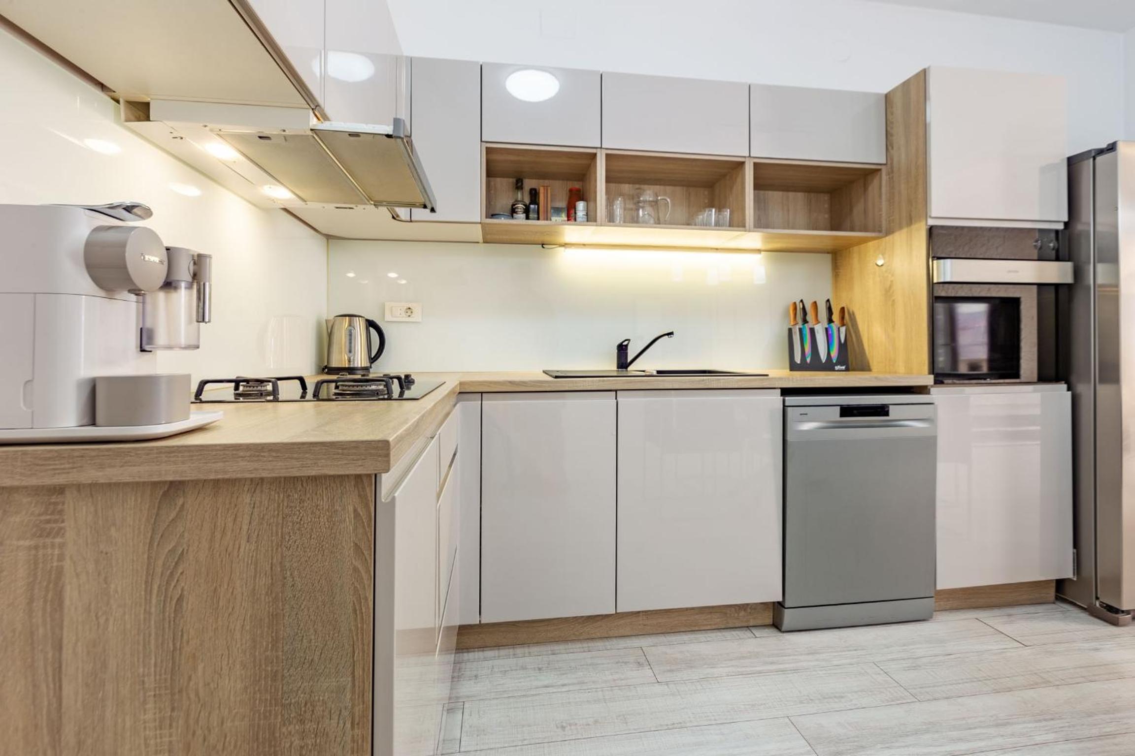 Olive three bedroom apartment