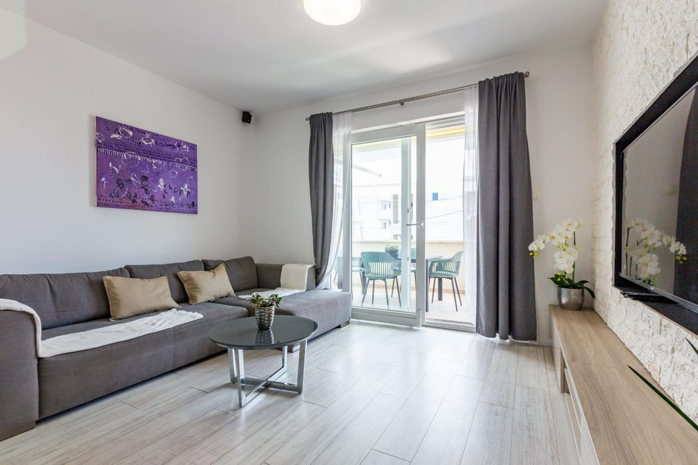 Olive three bedroom apartment