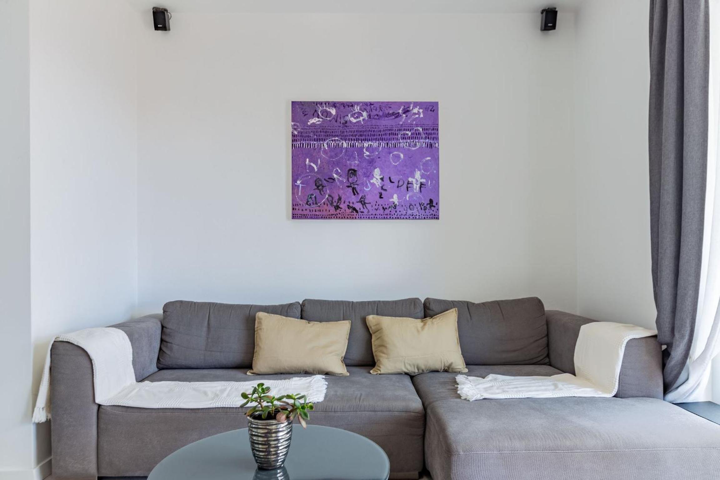 Olive three bedroom apartment