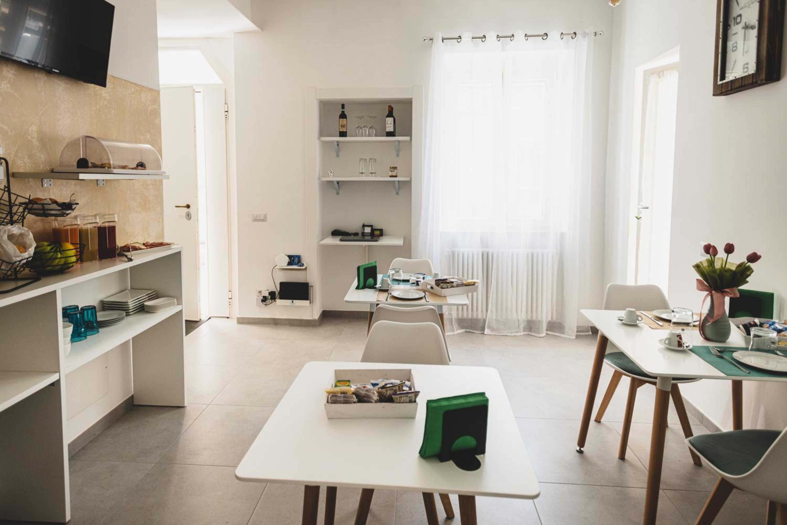 Piazza Verdi BB - Property Image 36