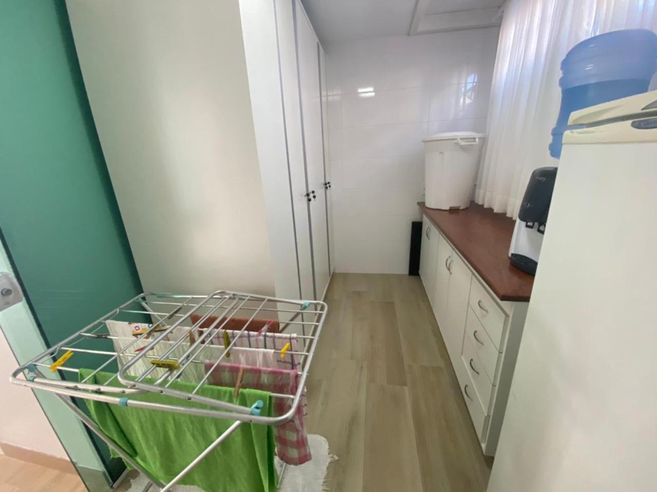 cód 13 - Casa aconchegante com 4 dormitórios, sendo 2 suítes!