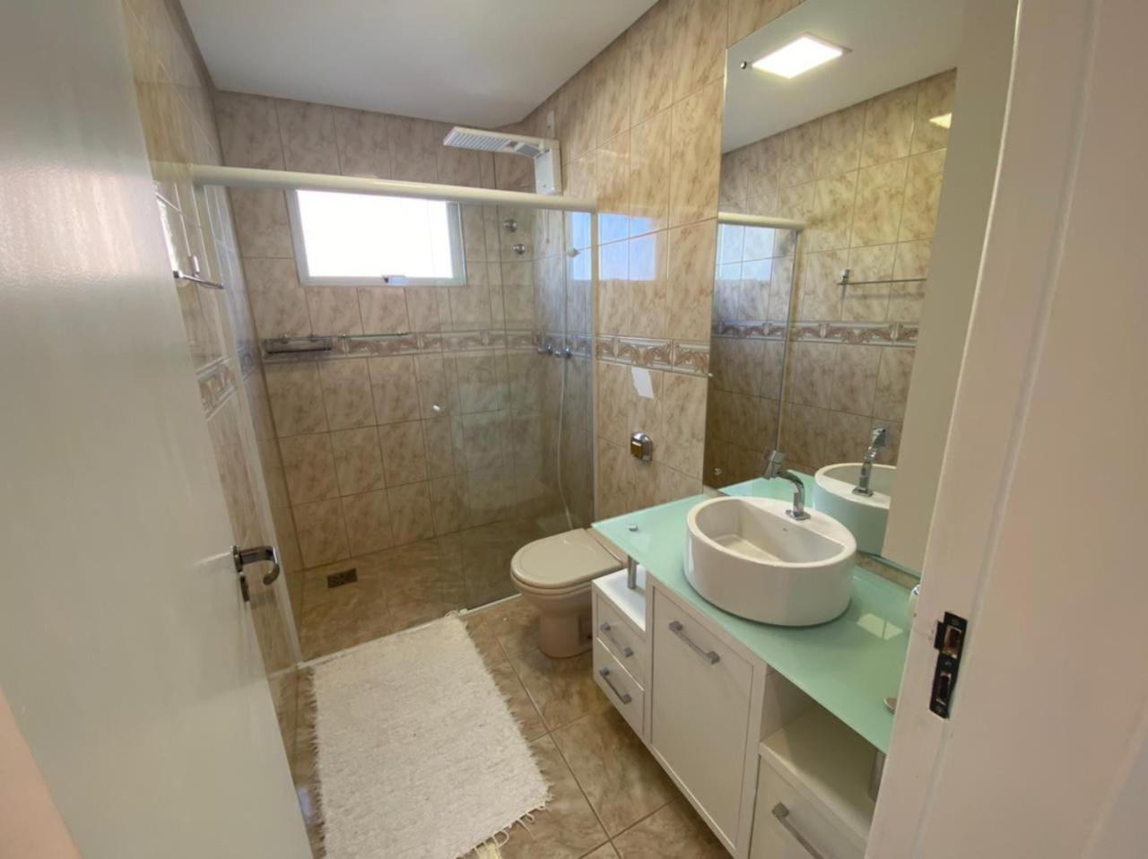 cód 13 - Casa aconchegante com 4 dormitórios, sendo 2 suítes!