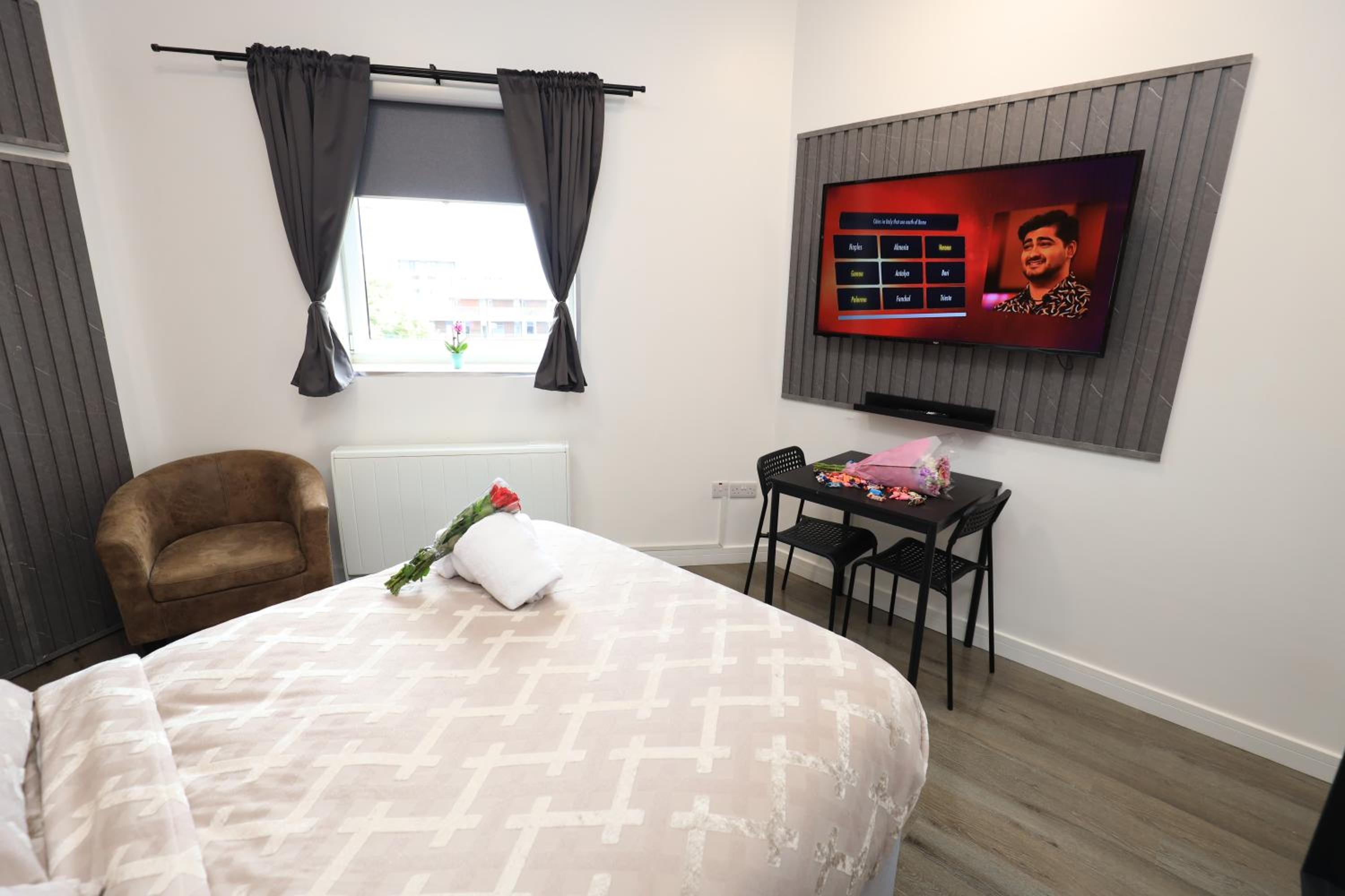 hotel room