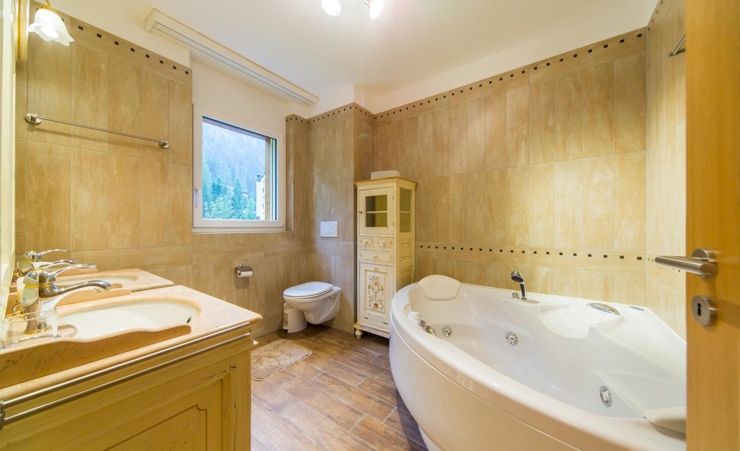 Residenz Ambassador B13 mit Wellness-Fitness view 4