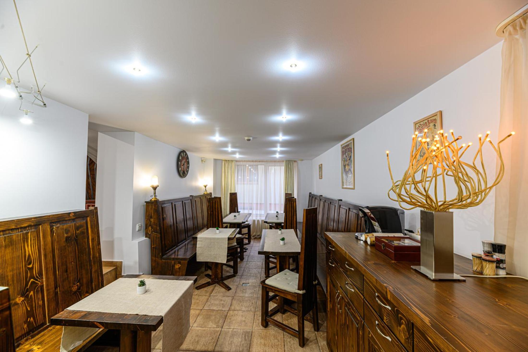 Brasov Central Escape - Rooms & Penthouse