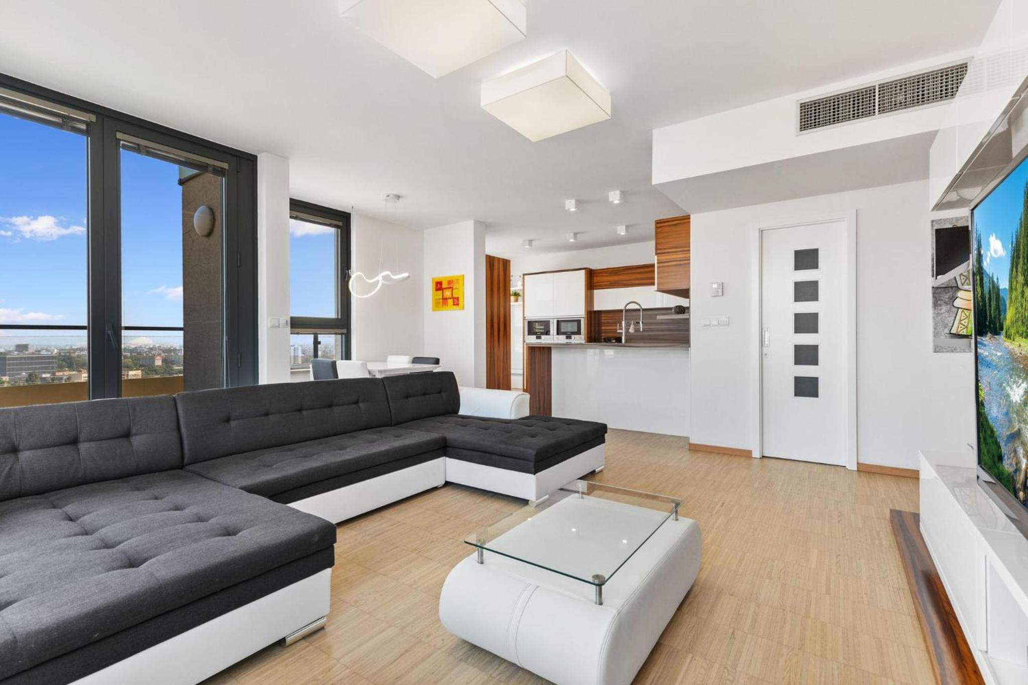 Sky Apartman in Bratislava - With 2 parking places view 4