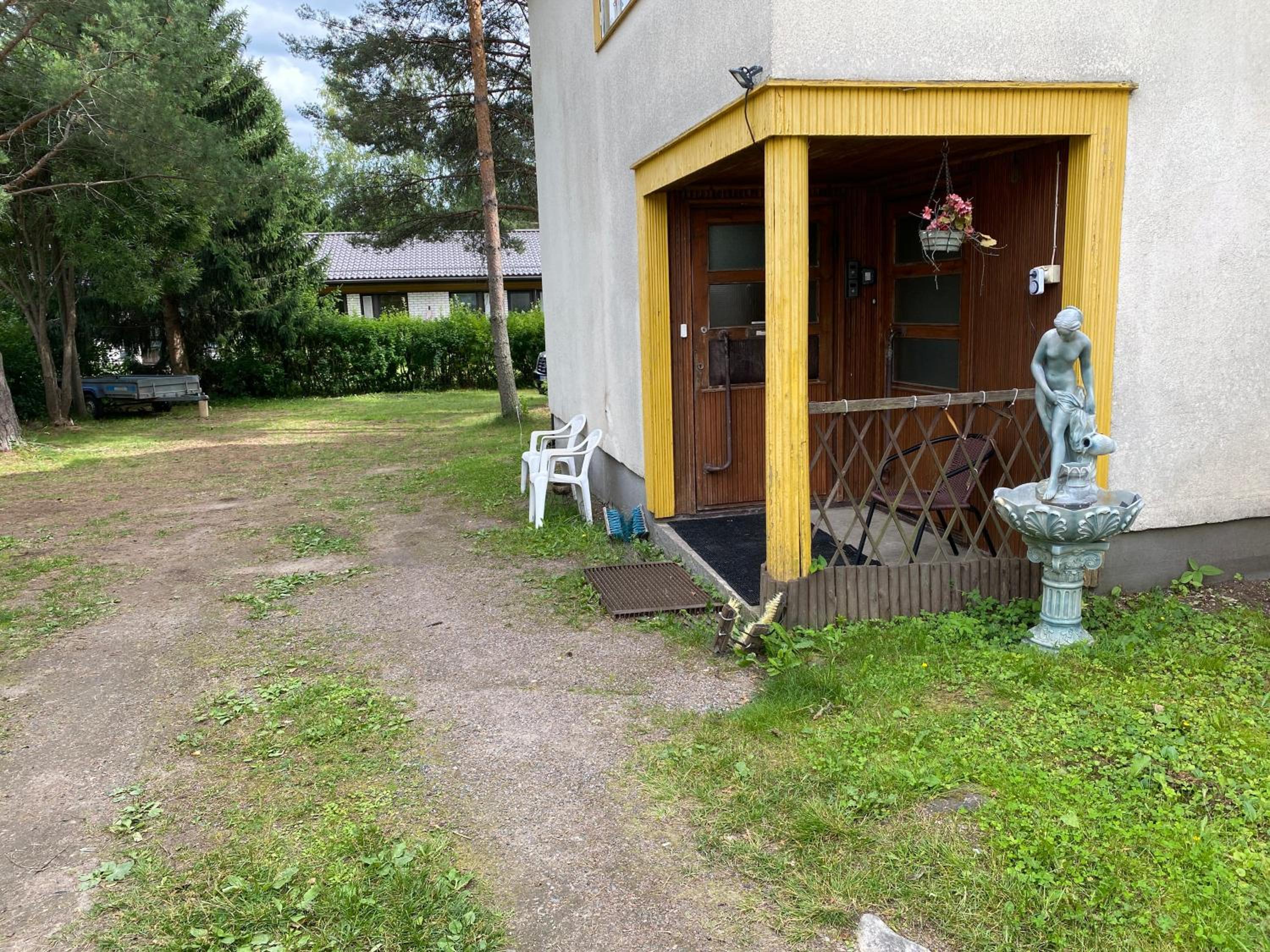 Mäntyharju center, top floor, entire attic apartment