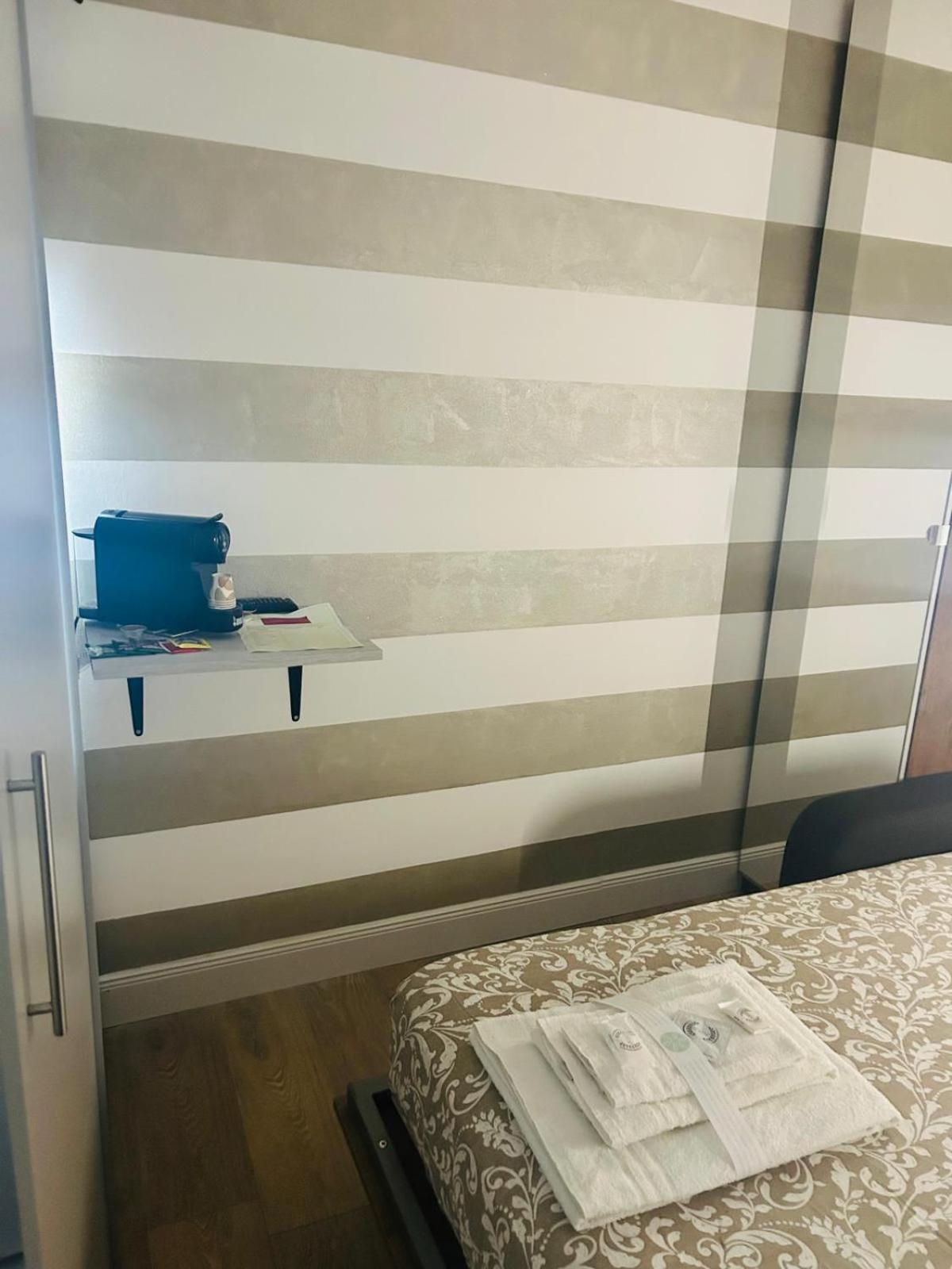 CHAMBRE BON BON view 5