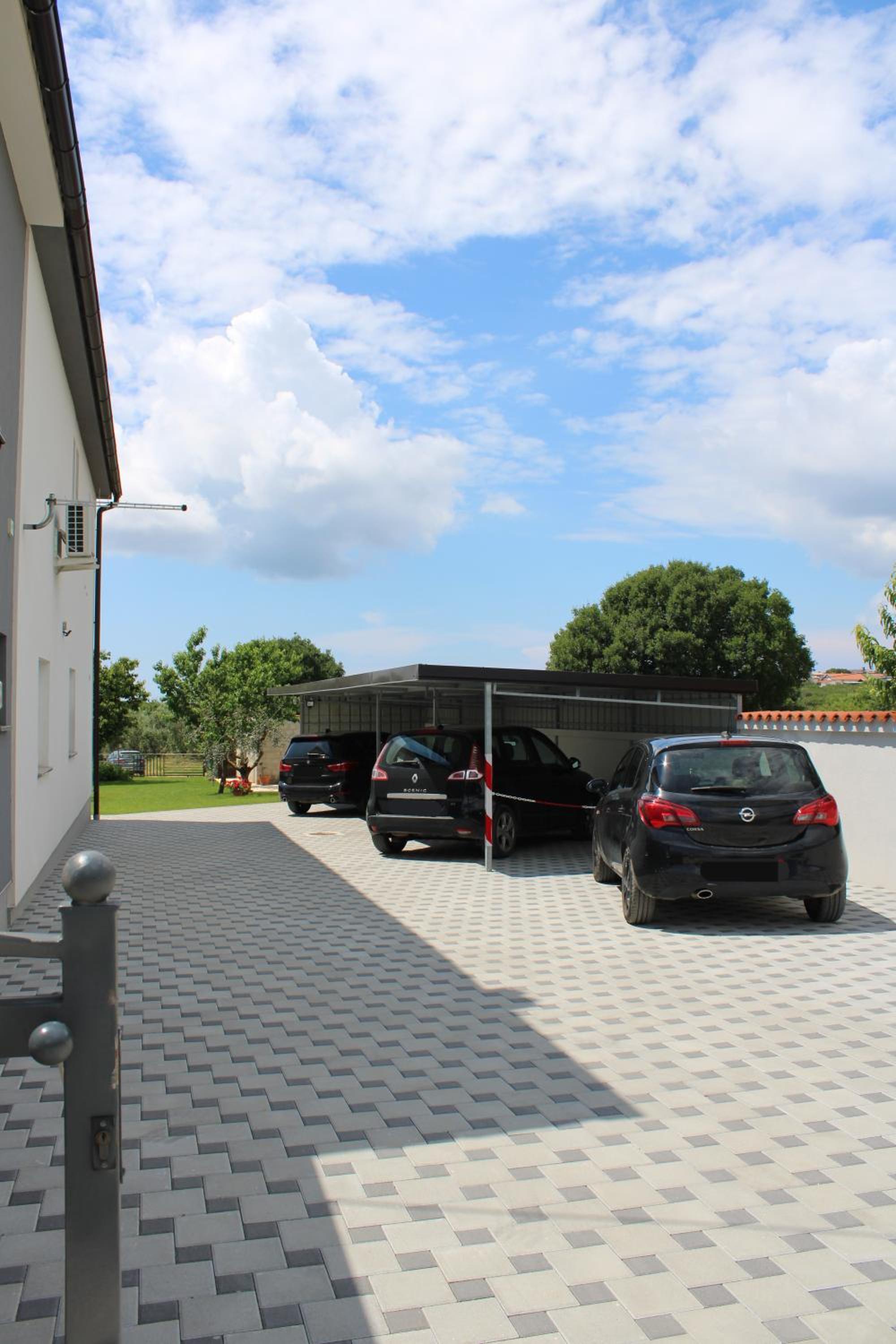 Apartments Nelle