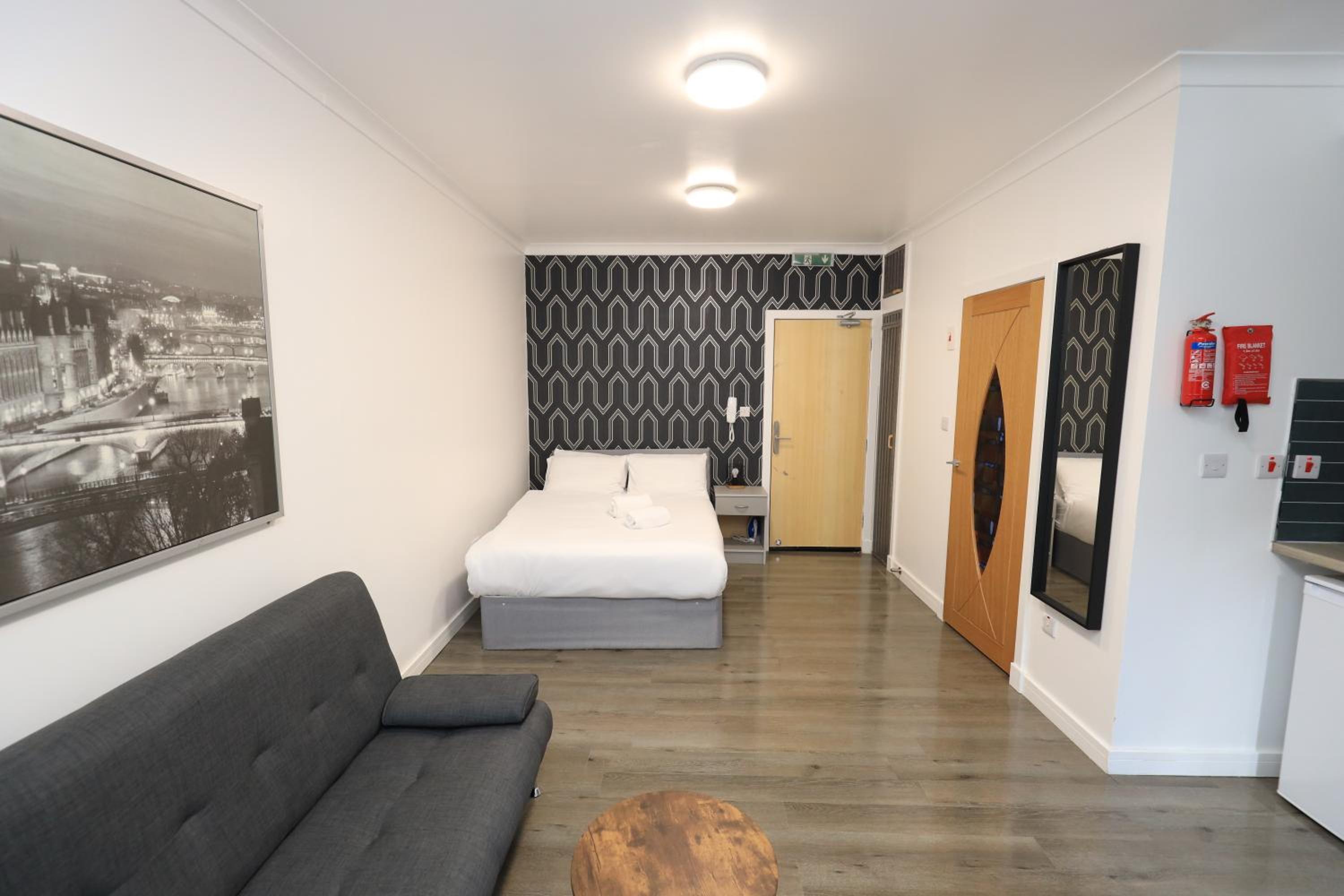 hotel room