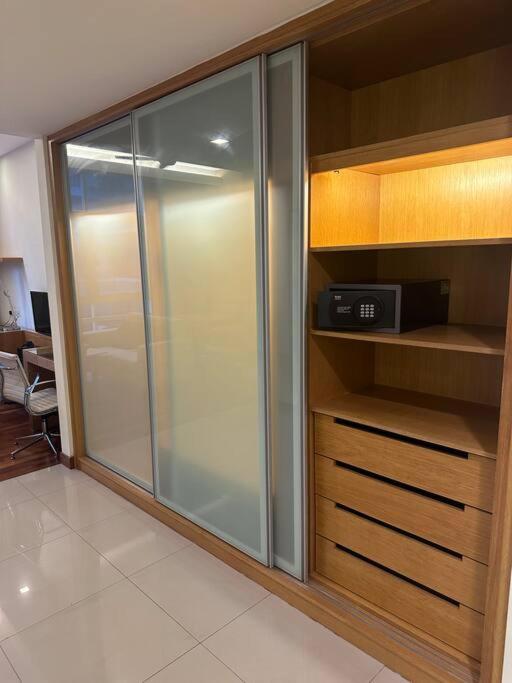 Luxzell suit KlCC-7minutes walk to KLCC