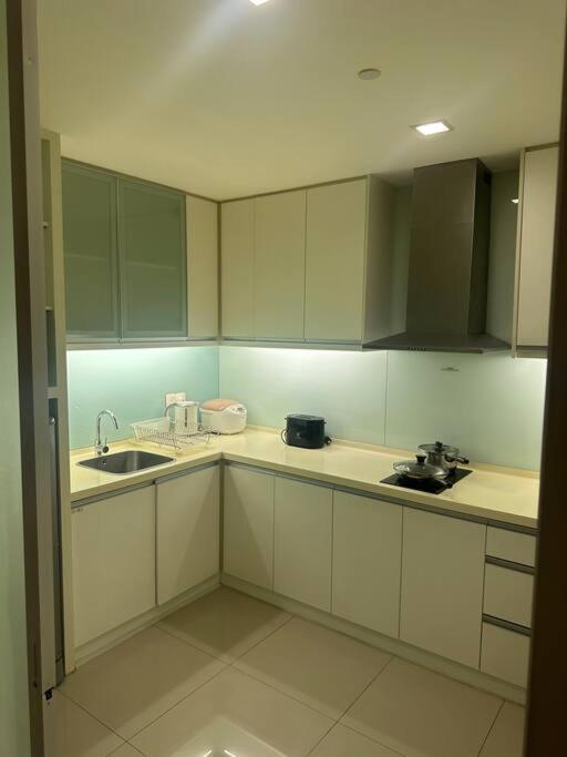 Luxzell suit KlCC-7minutes walk to KLCC
