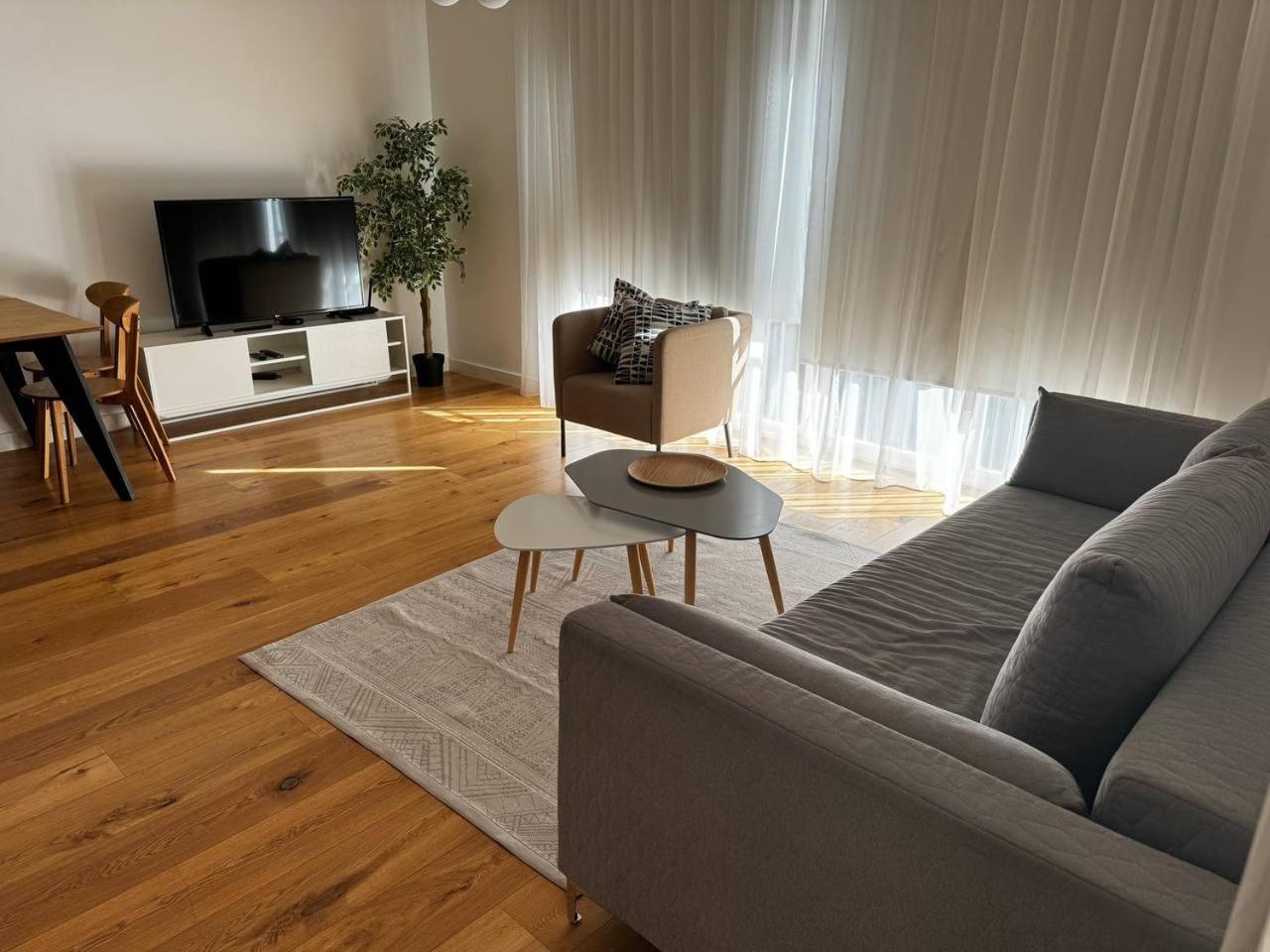 Amber style apartment view 4