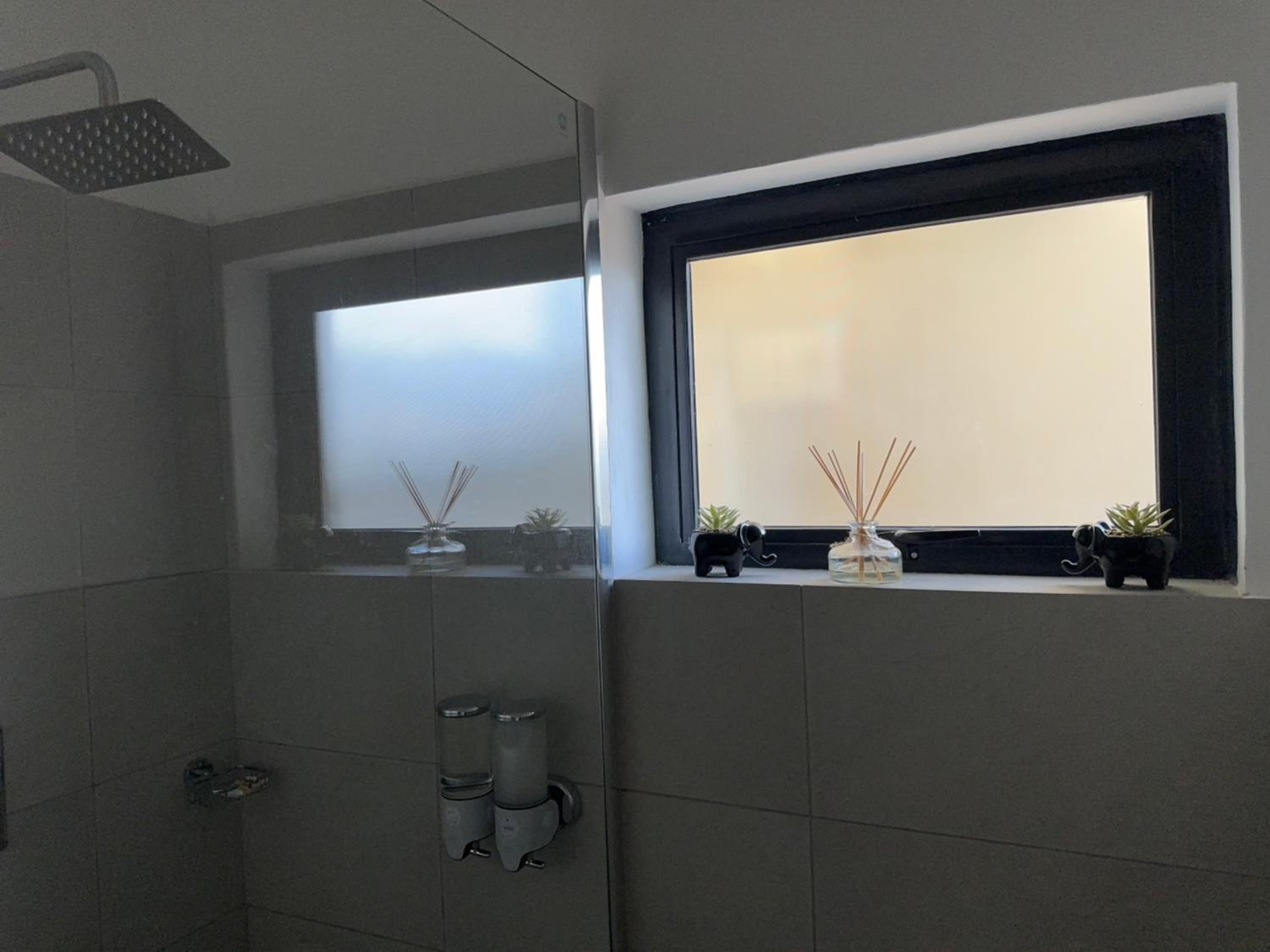 Motswedi Place Apartments B2- Managed by Pulafela Prop Pty Ltd