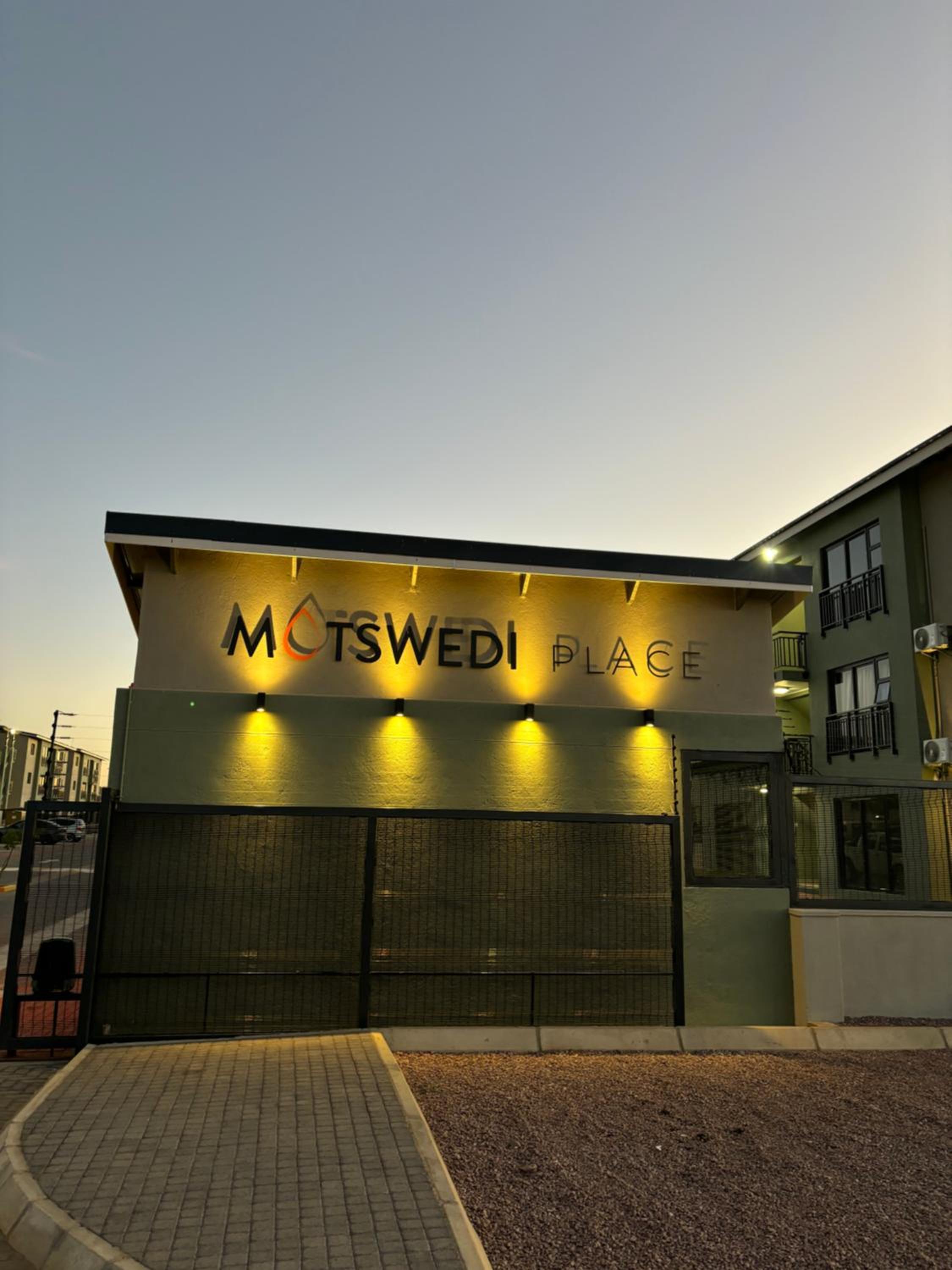 Motswedi Place Apartments B2- Managed by Pulafela Prop Pty Ltd
