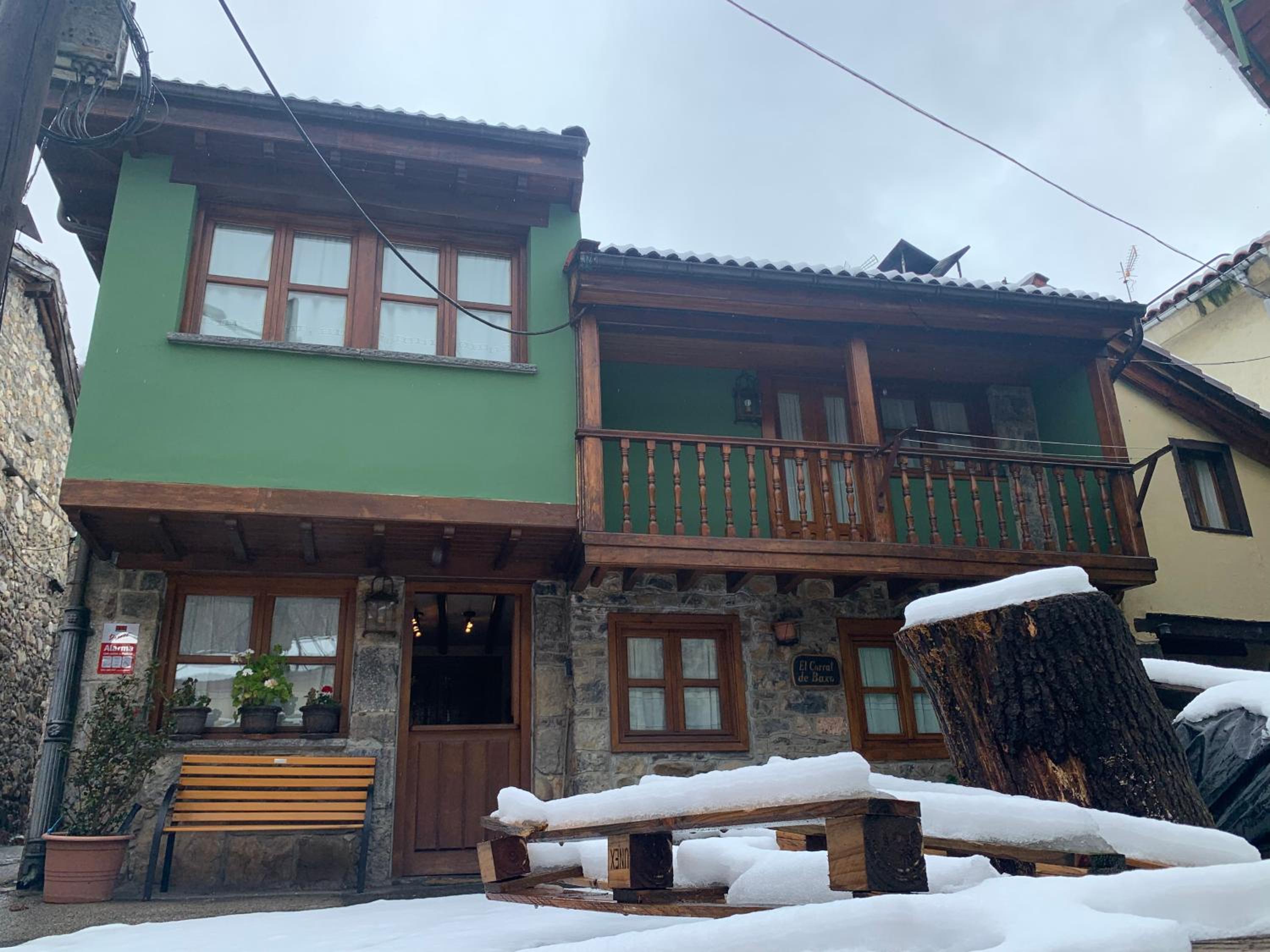 El Corral de Baxo view 2