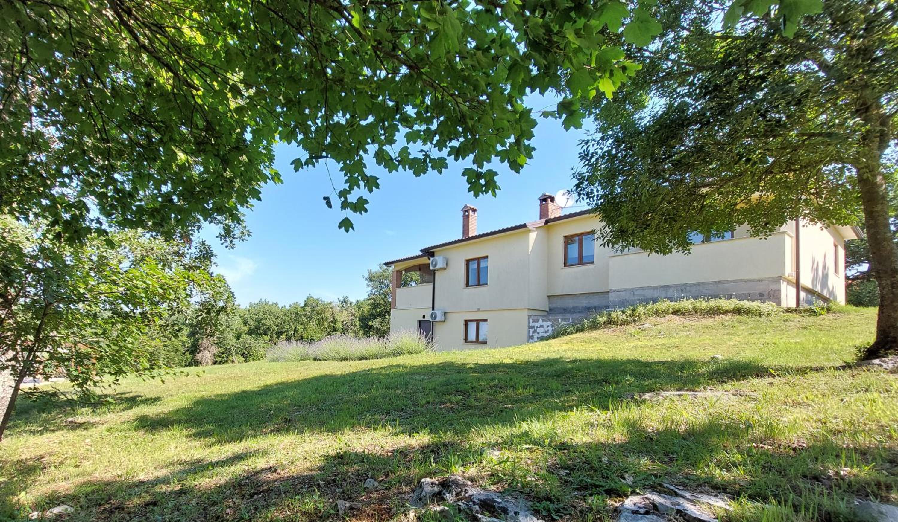 Studio Apartman Nika