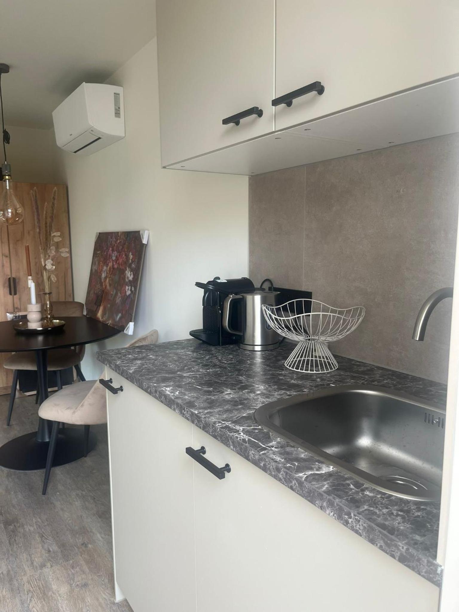 The Little White House - Property Image 14