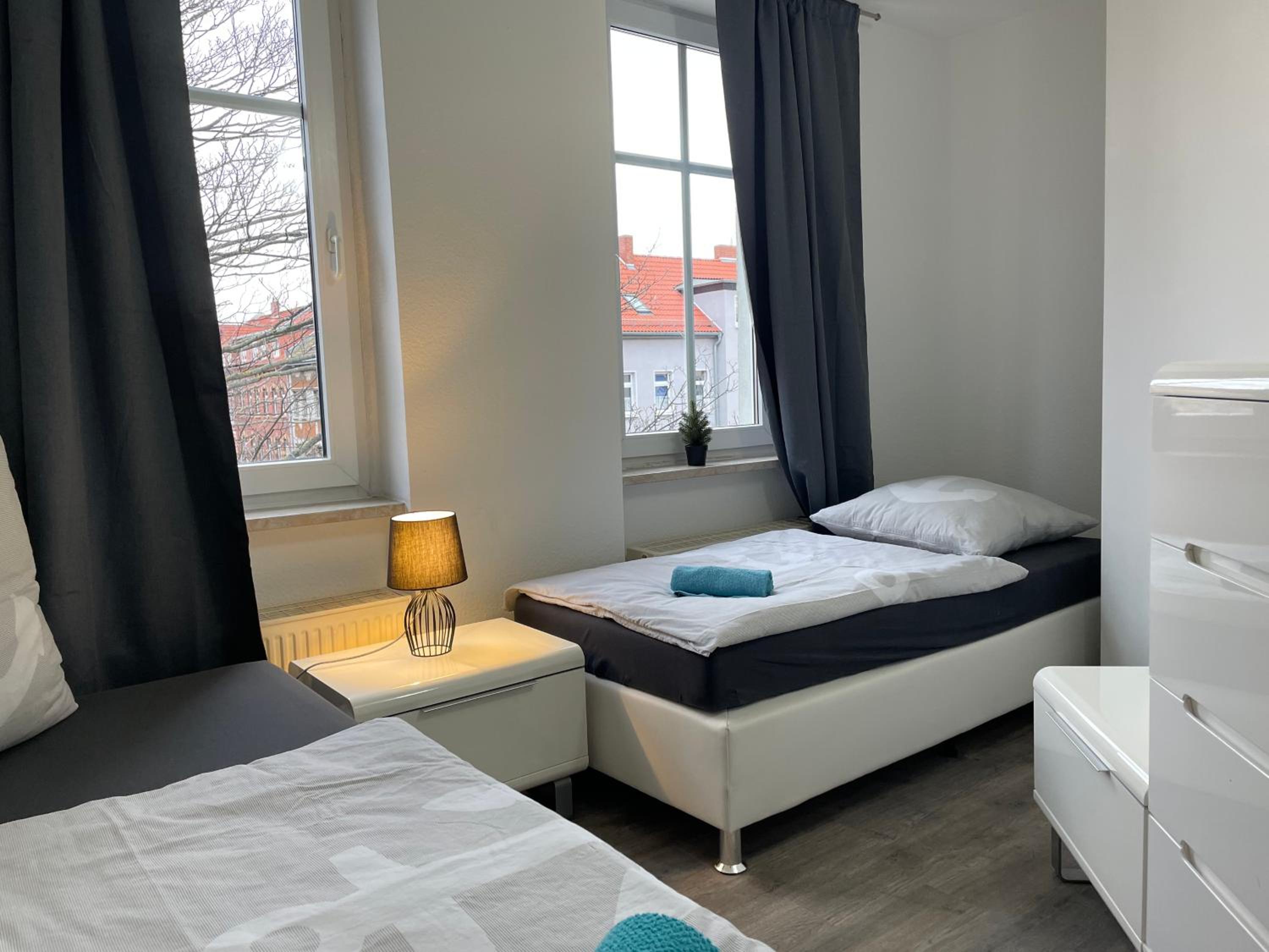 Apartment Hanseviertel Erfurt - 2 Schlafzimmer - 4 Betten - gratis PKW Stellplatz - SmartTV