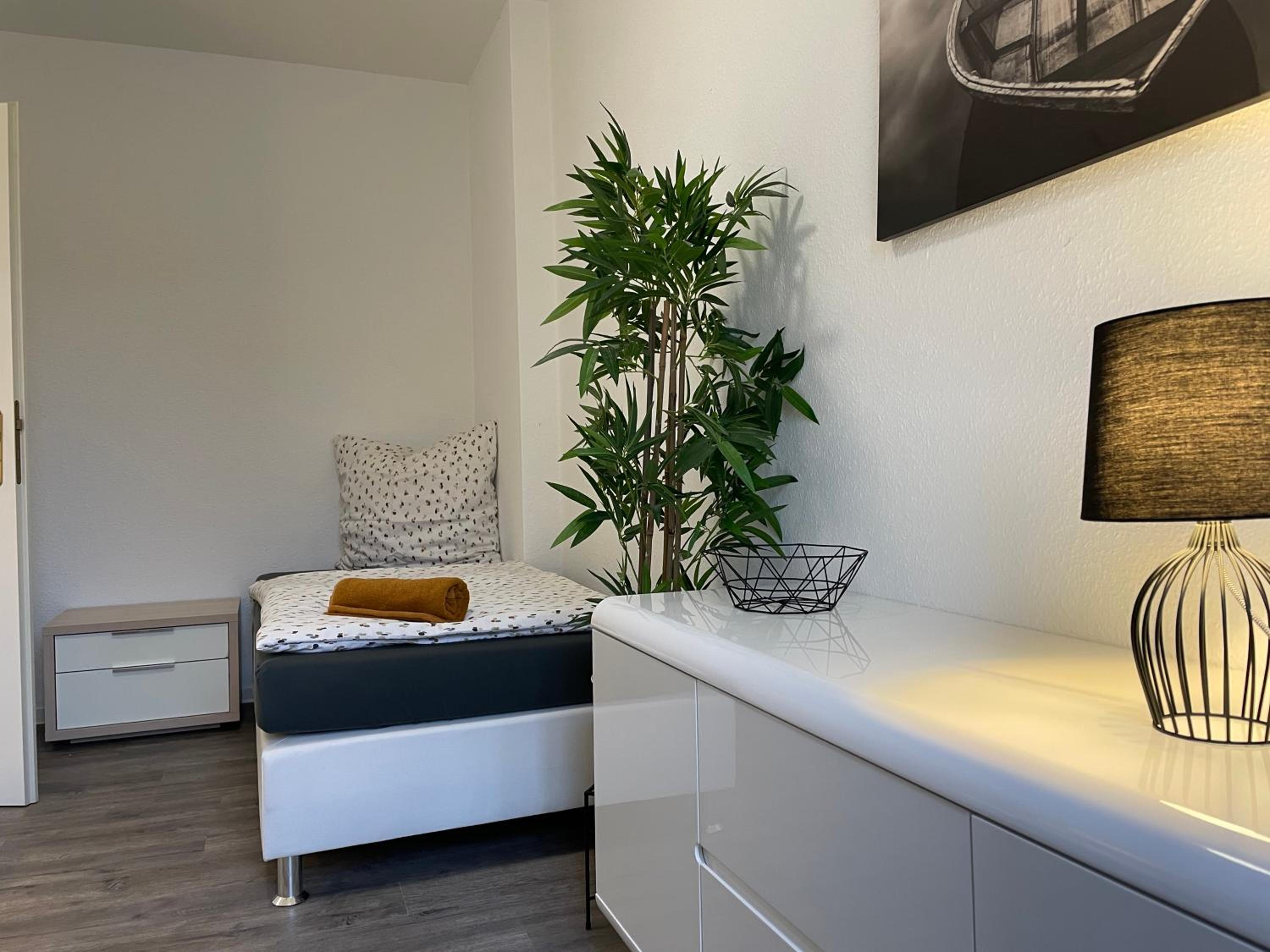 Apartment Hanseviertel Erfurt - 2 Schlafzimmer - 4 Betten - gratis PKW Stellplatz - SmartTV