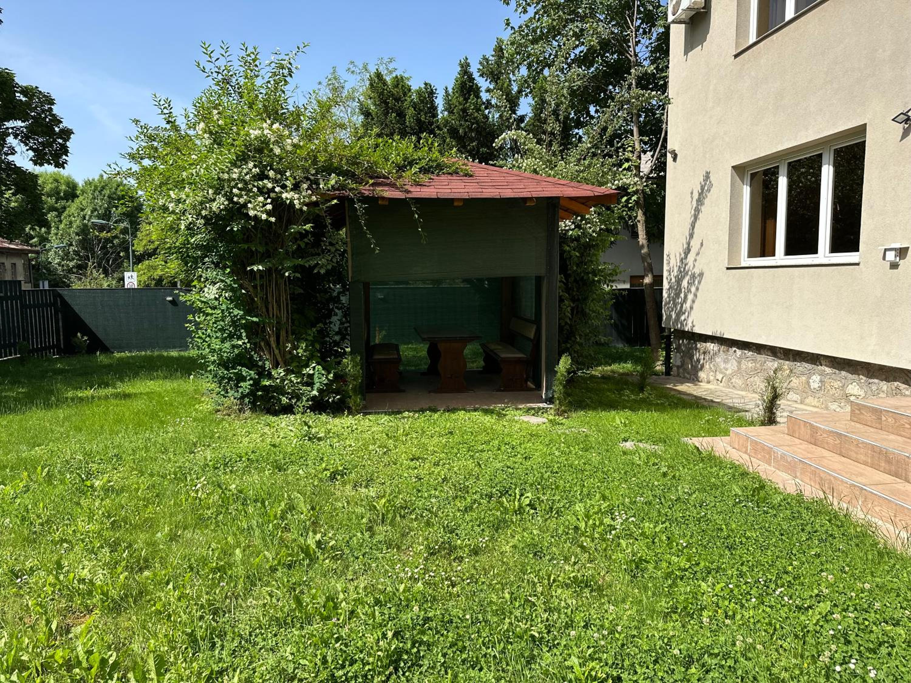 Villa Naomi