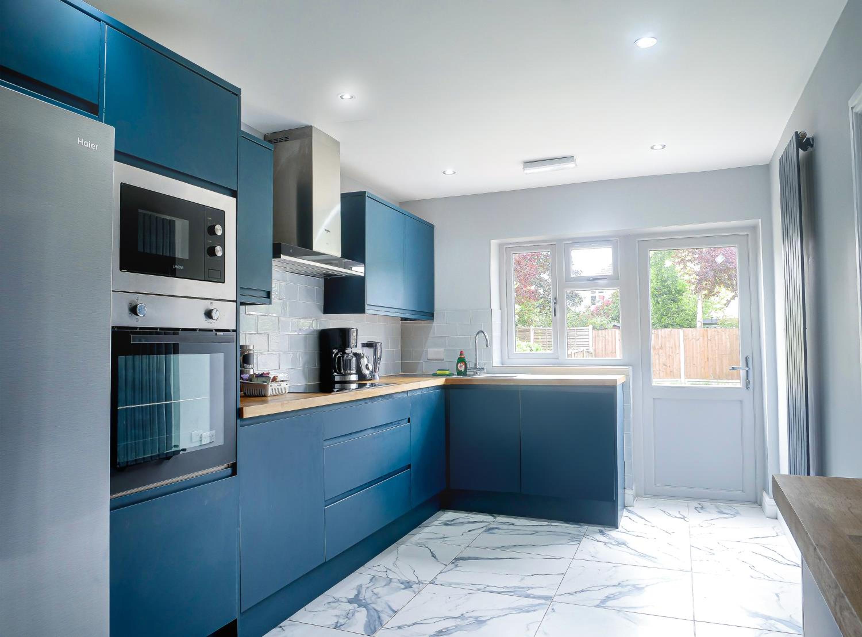 Royal Luxe 4 - 6 Bed House in London view 5