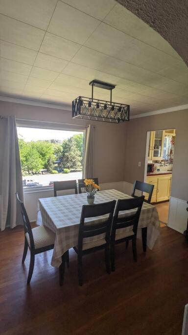 Historic Home in Klamath Falls view 5
