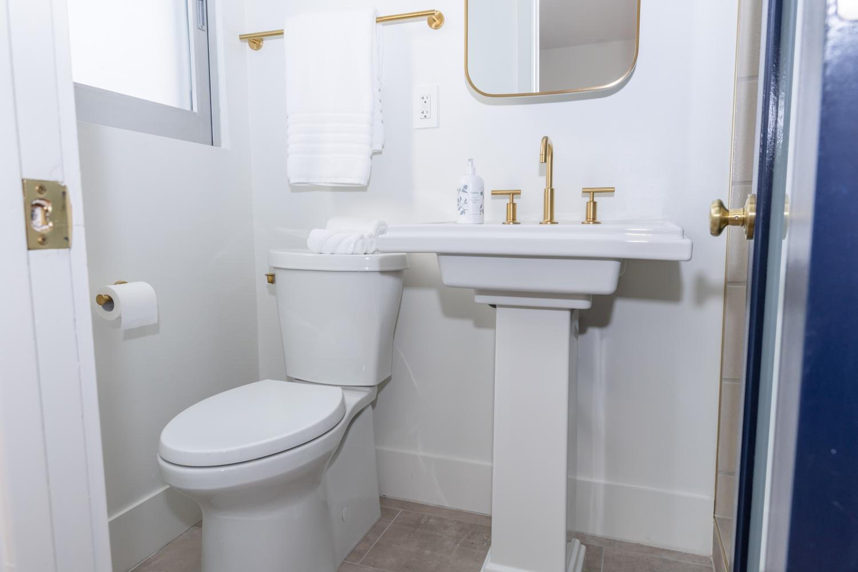 Luxury 2br 2ba Beverly Hills Near Cedars Sinai
