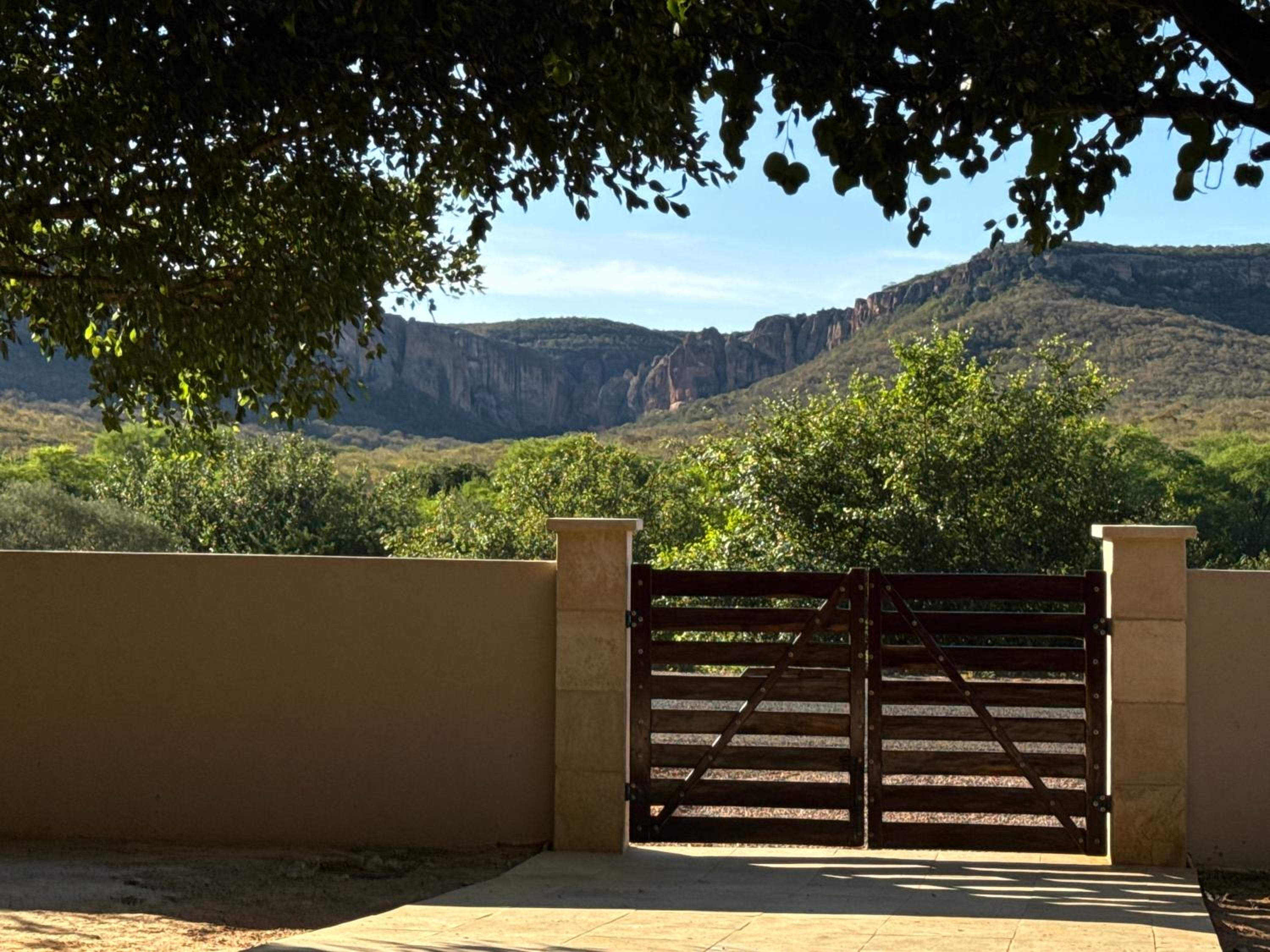 Casa Barreirinho Parque Nacional Serra da Capivara view 2
