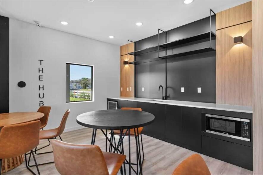 Modern 3BR3BA Home - EV Charger Available view 5