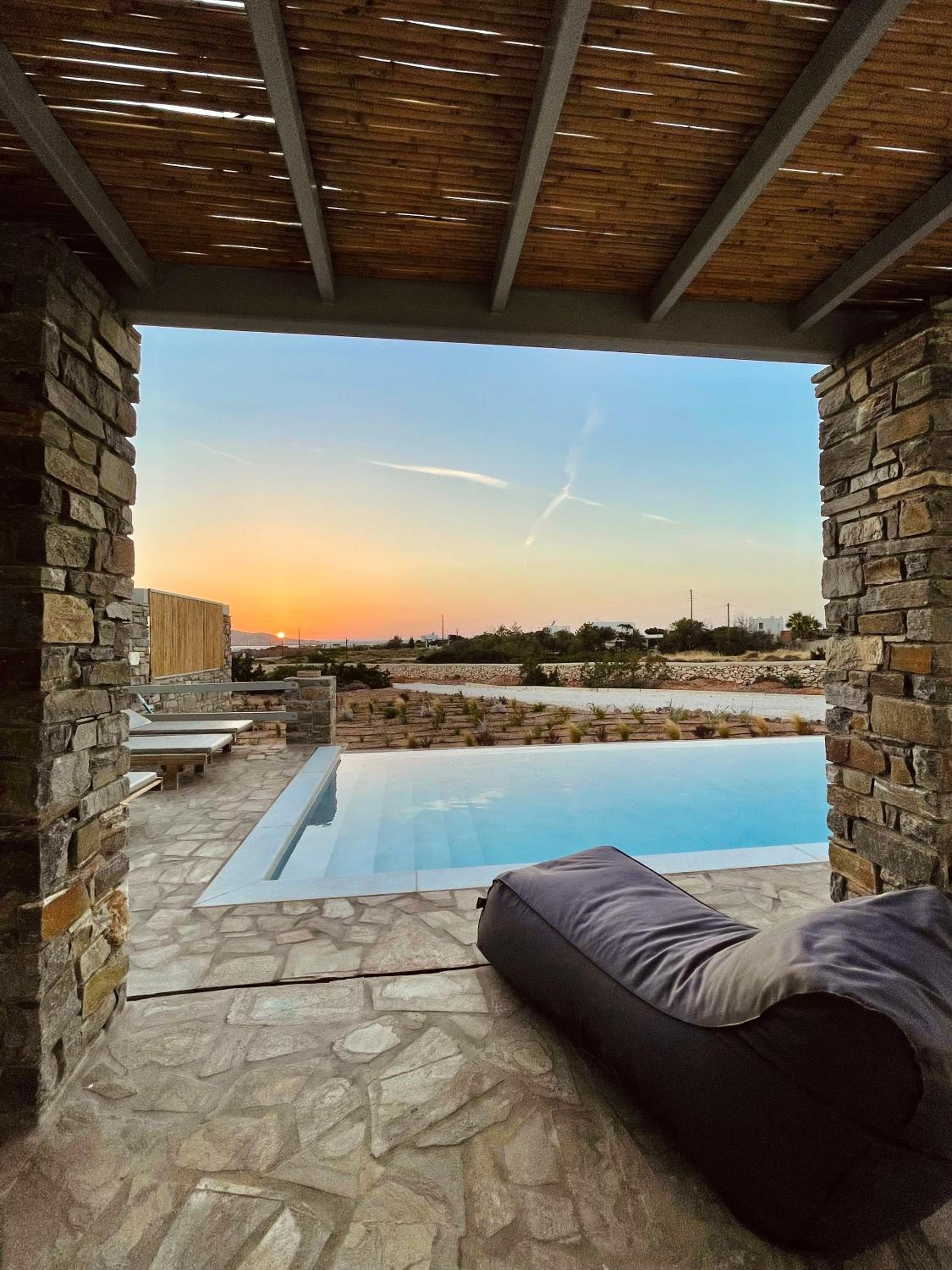 Yara Residence