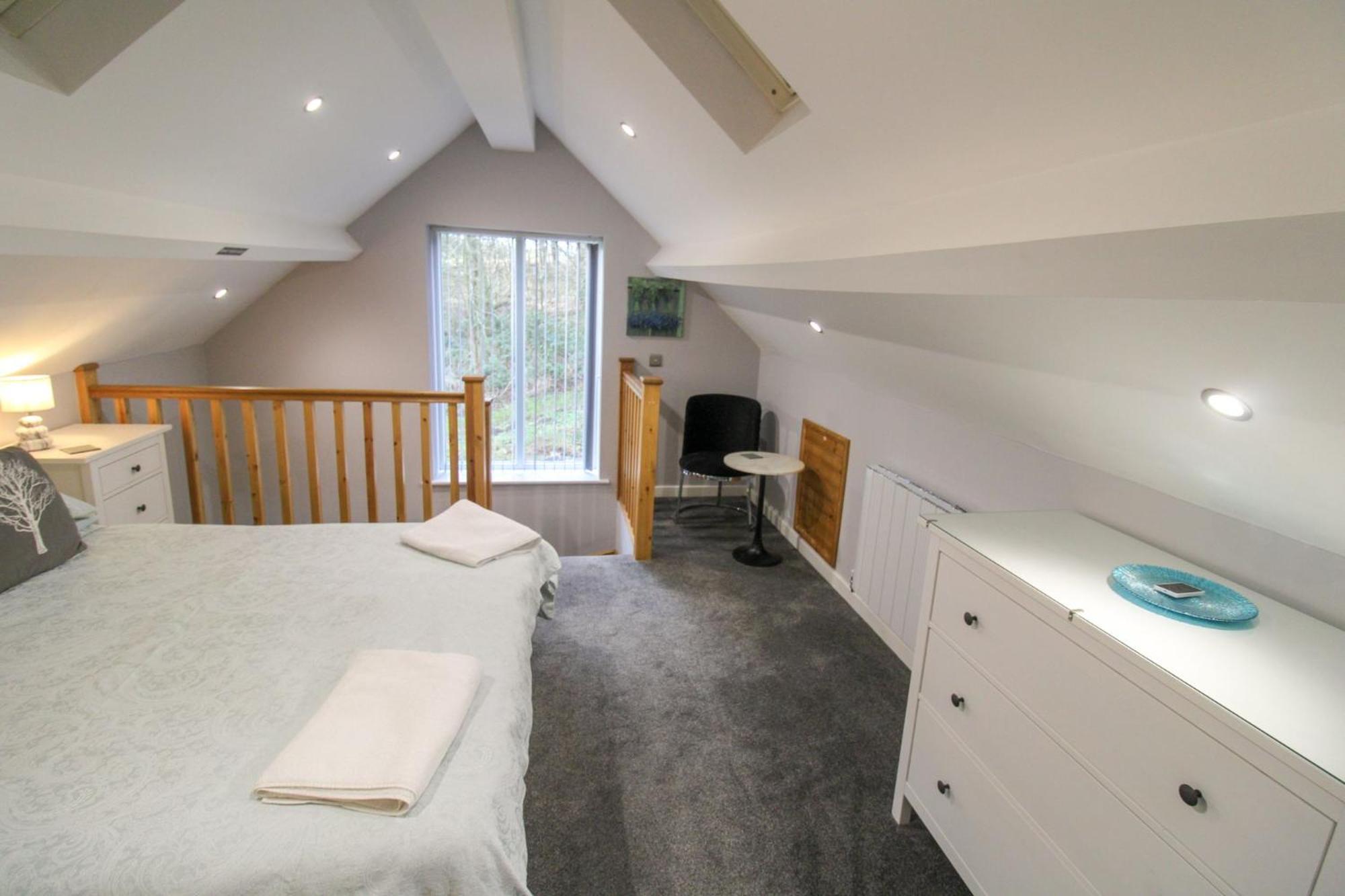 Long Byre Cottage Greenhead view 4