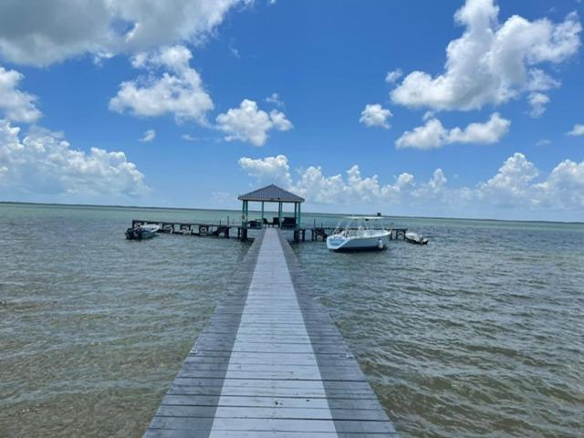 Daphne's Lagoon Lodge