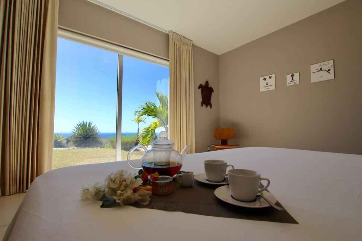 Serene Hilltop Haven Infinity Views Tranquil Vibe