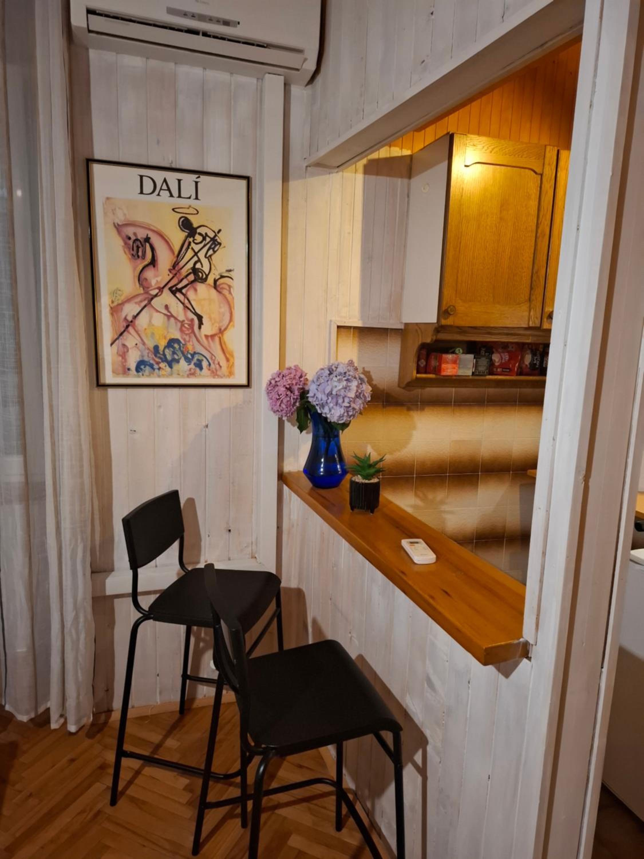 Studio Ella