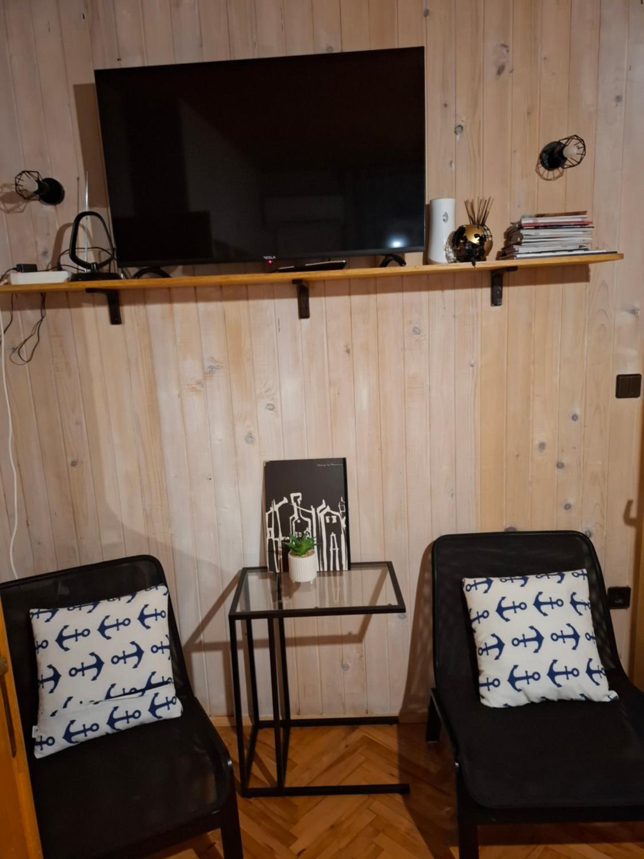 Studio Ella