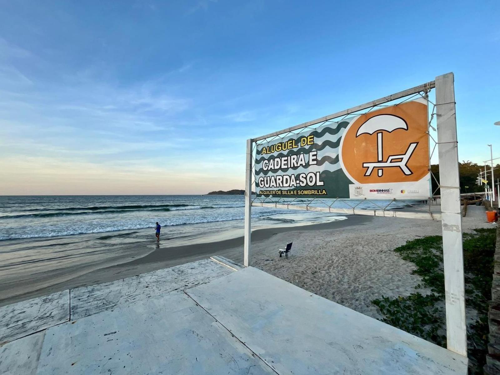 B791 - Apartamento econômico na praia de Bombas