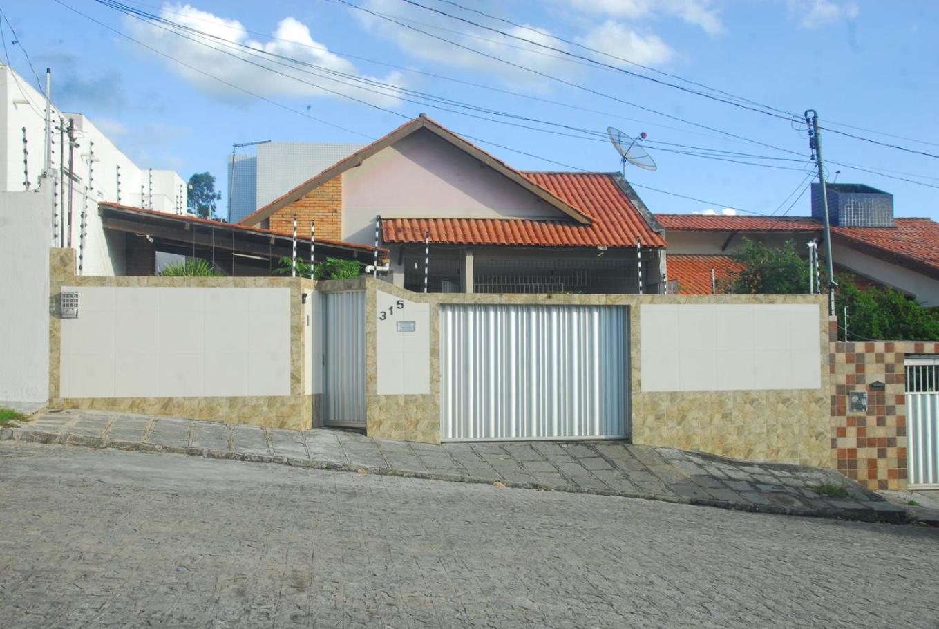 Casa com Wi-Fi e churrasq em Campina Grande PB