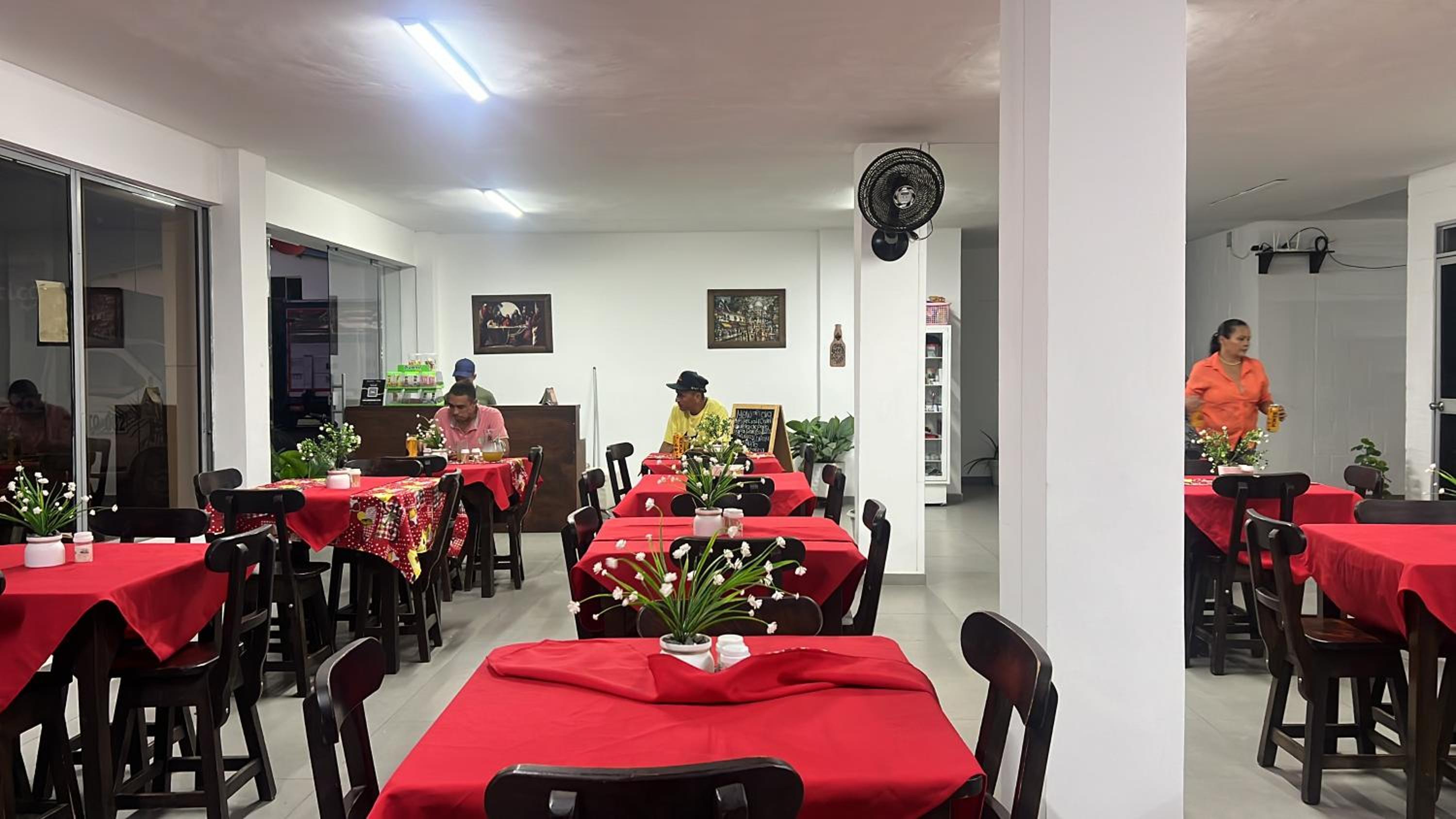 dining