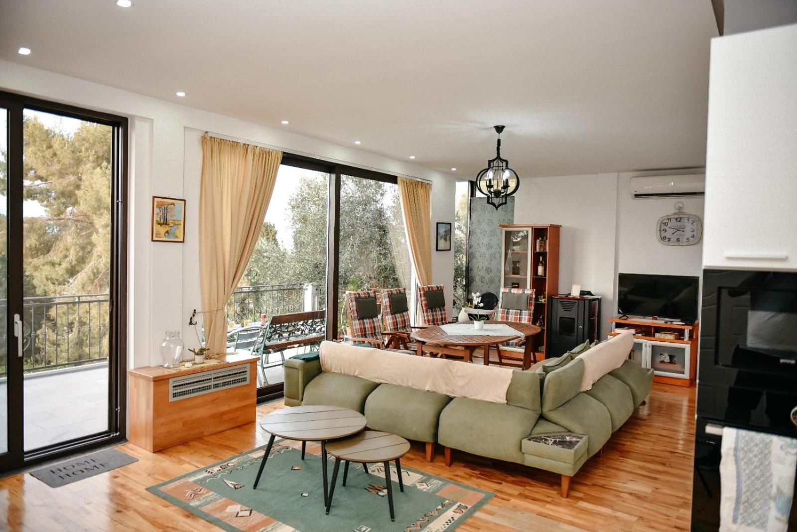Panoramic View over Shkodra's Lake - Serena Home