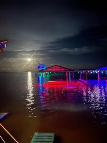 Daphne's Lagoon Lodge